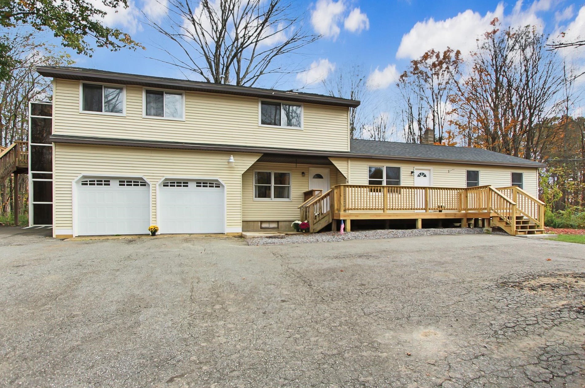 174 Pattee Hill Rd, Goffstown, NH 03045
