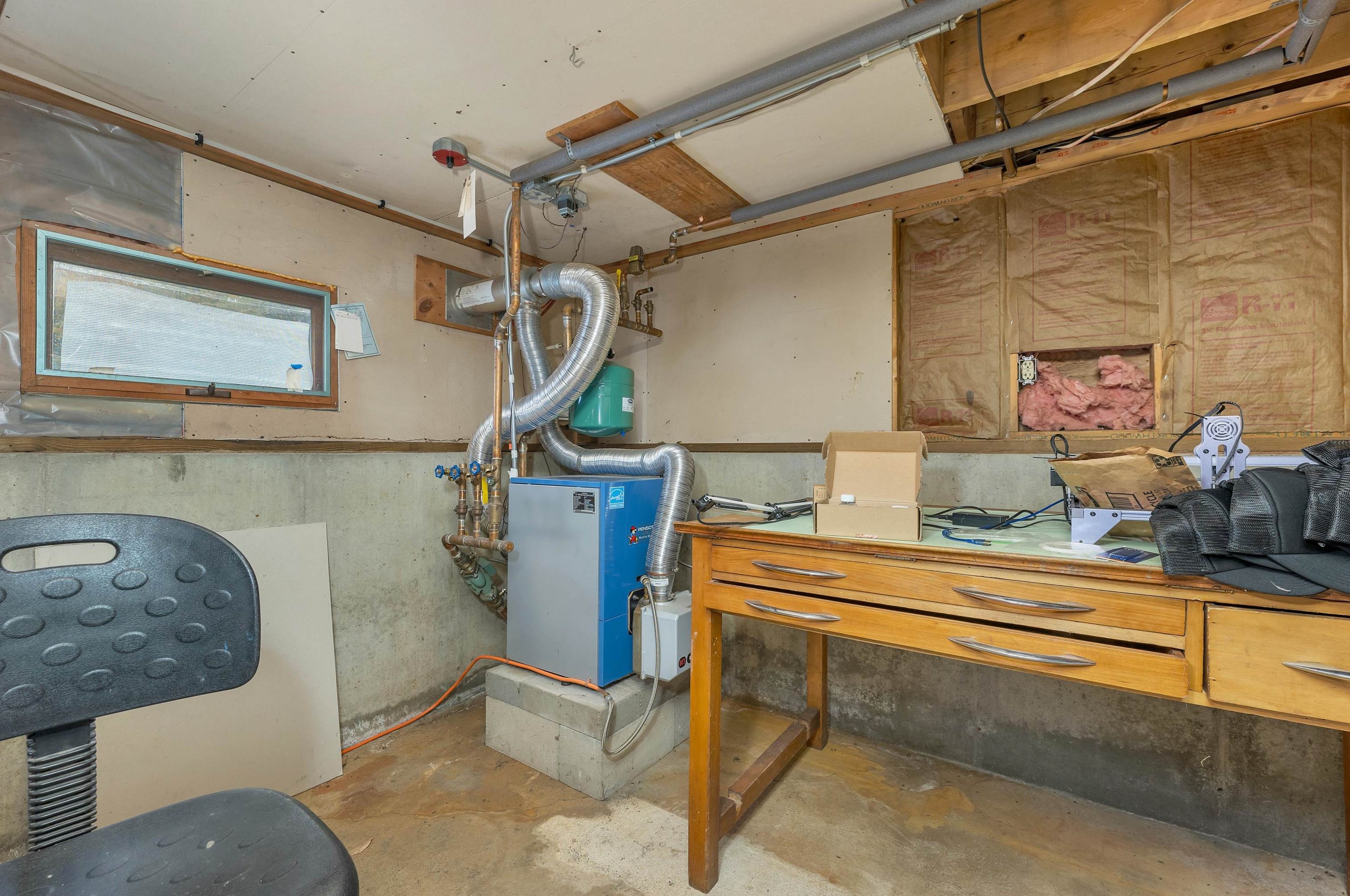 900 Mount Cardigan Rd, Bridgewater NH  03222-6203 exterior