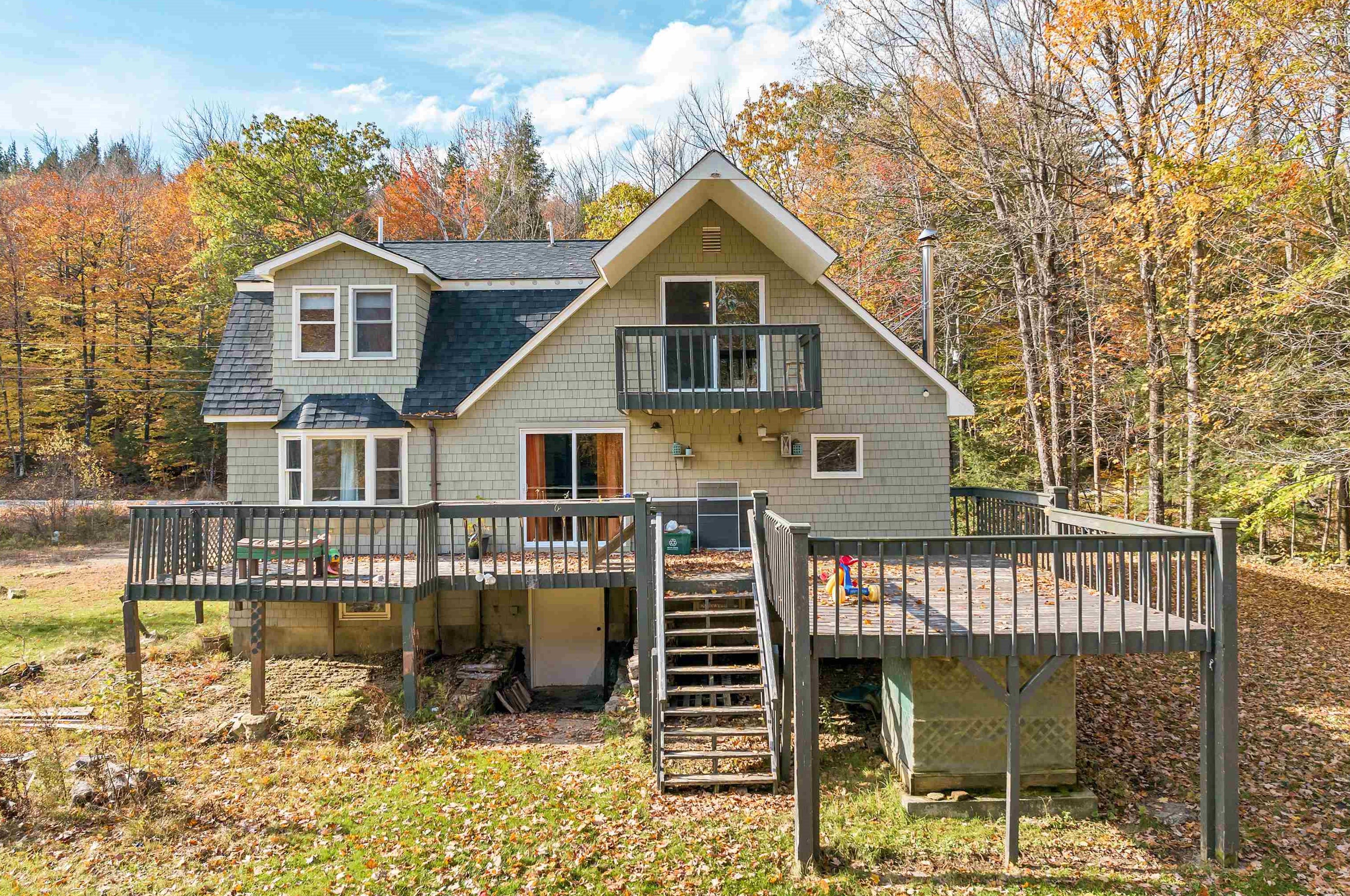 900 Mount Cardigan Rd, Bridgewater NH  03222-6203 exterior