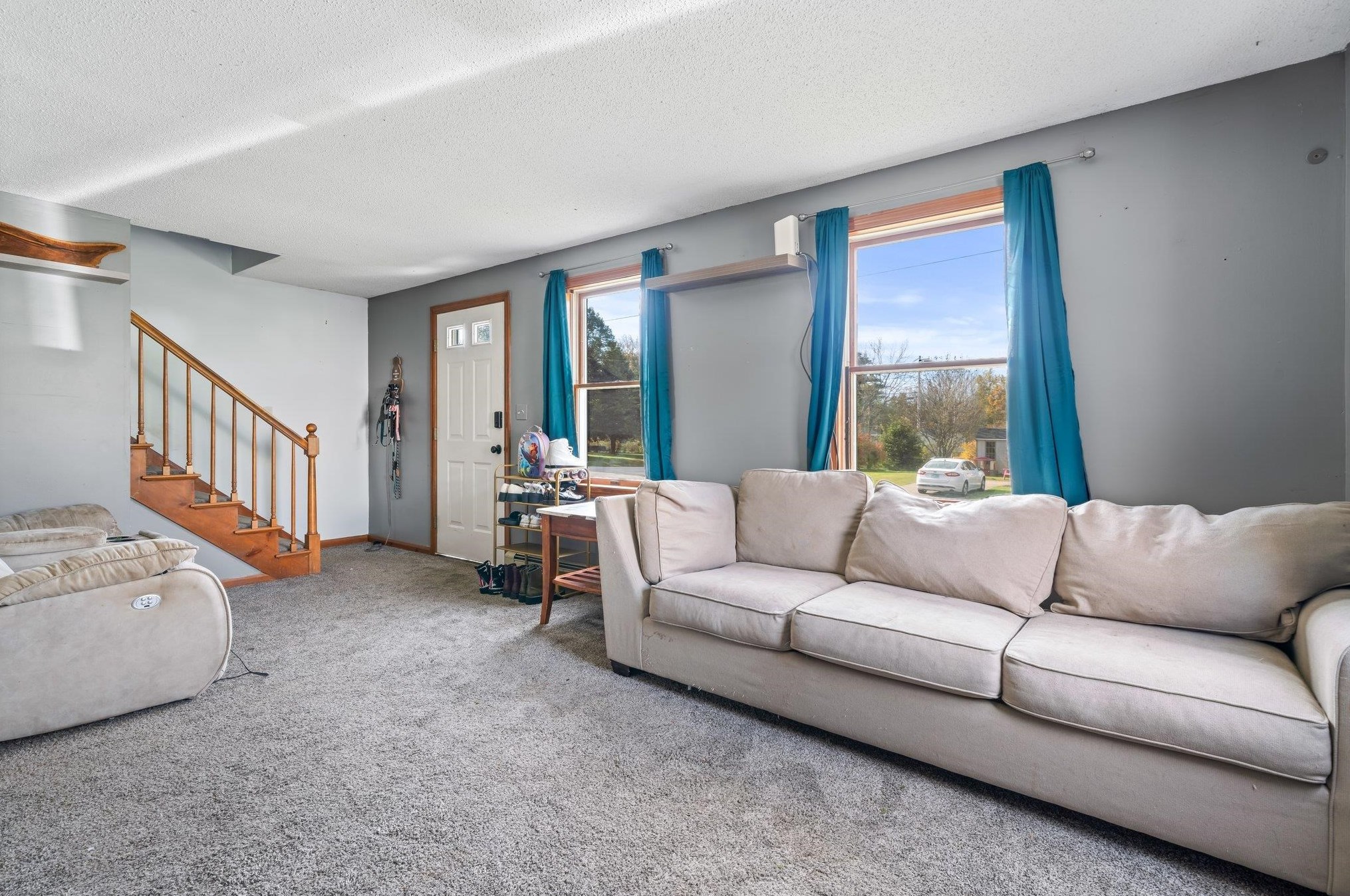 18 Jacobs Dr, Rochester NH  03867-2453 exterior