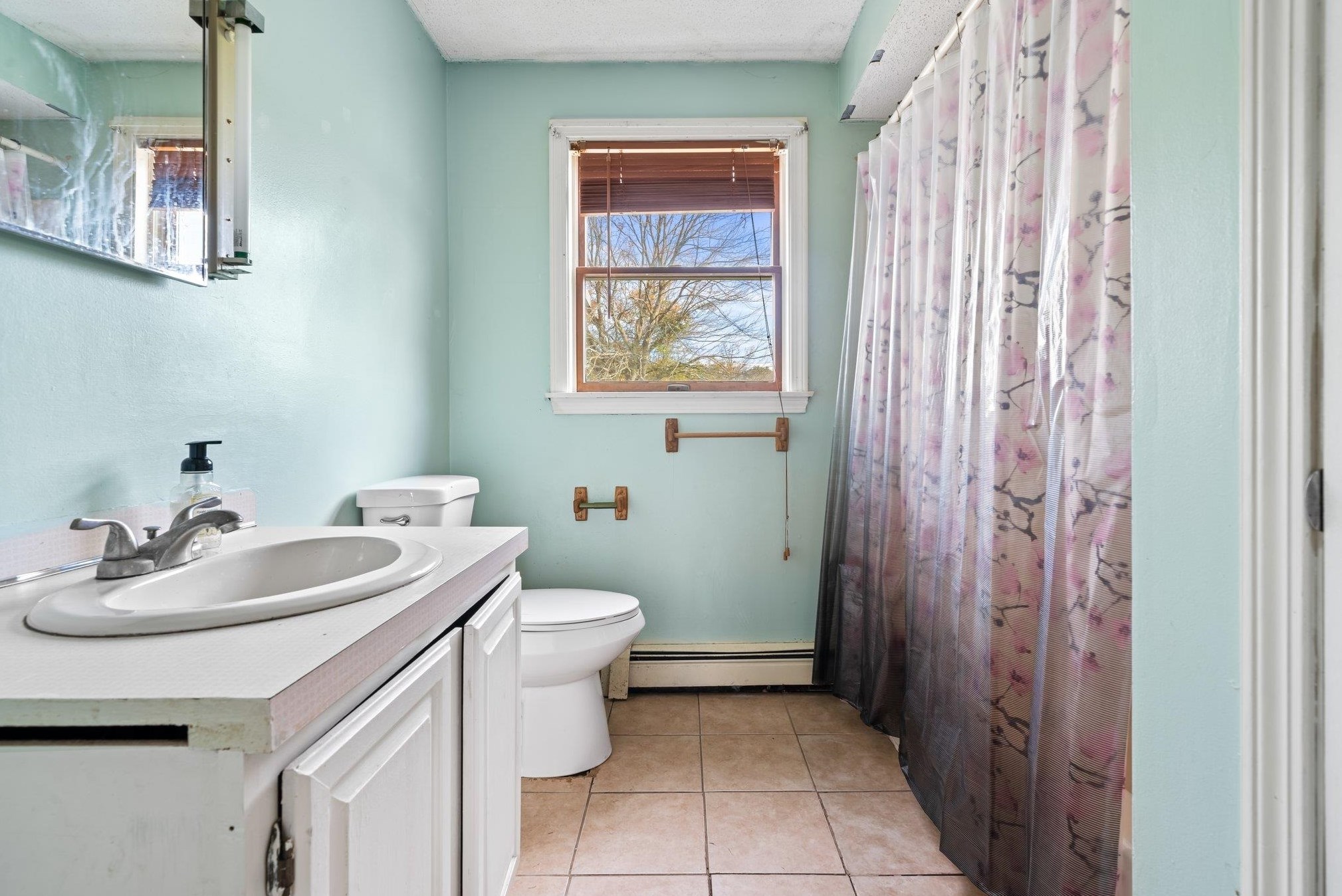 18 Jacobs Dr, Rochester NH  03867-2453 exterior