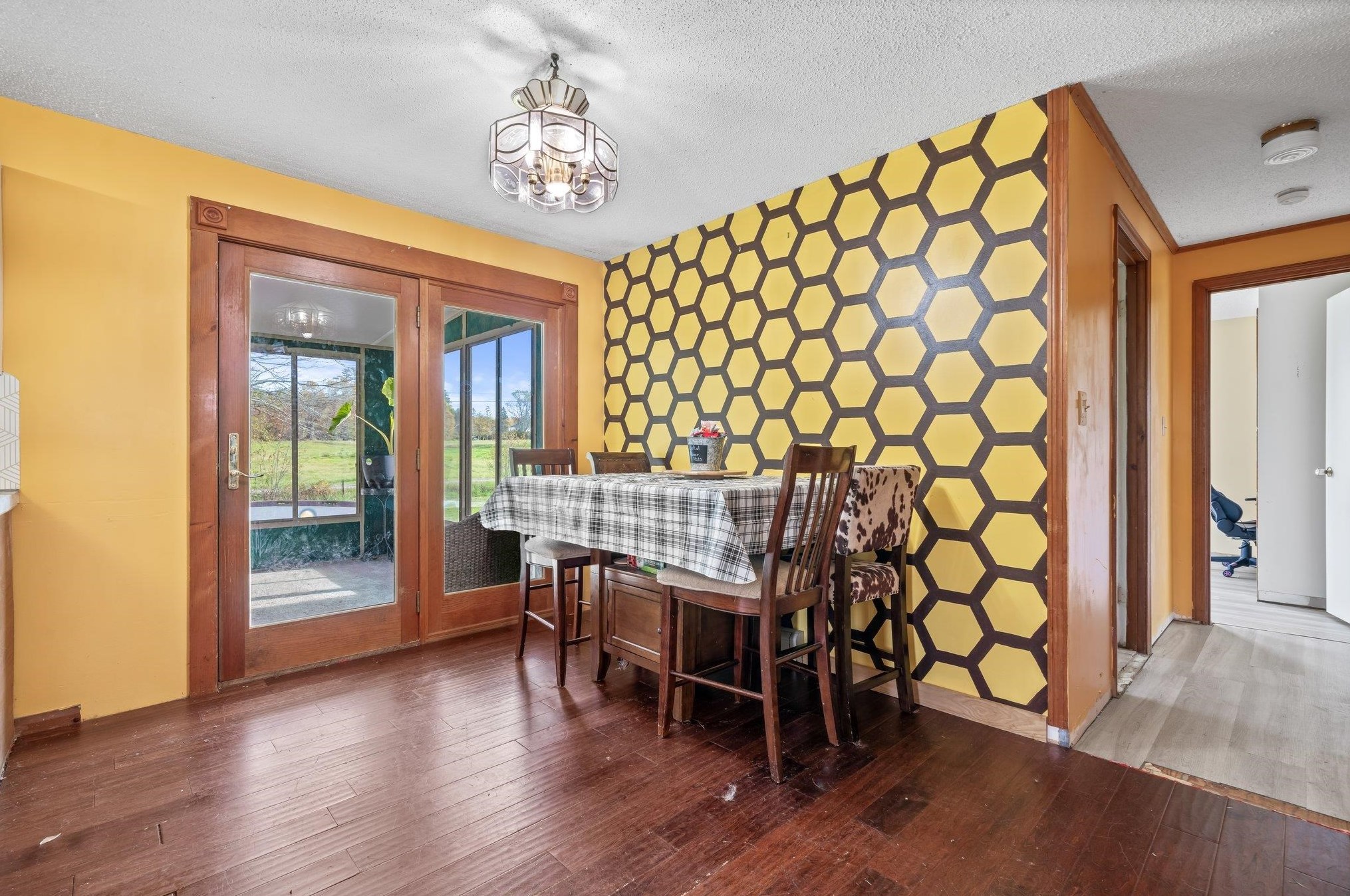 18 Jacobs Dr, Rochester NH  03867-2453 exterior