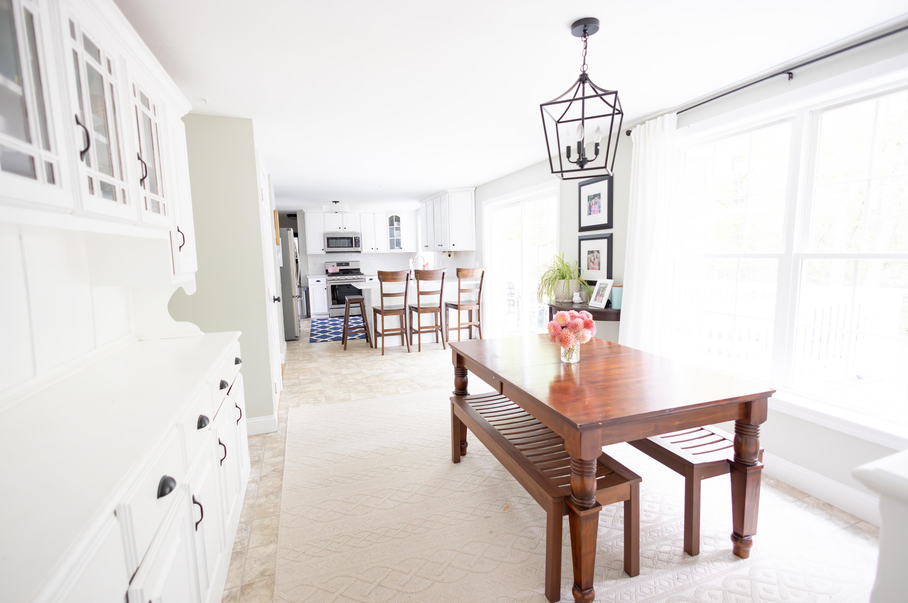 69 Ladyslipper Dr, Newmarket NH  03857-2066 exterior