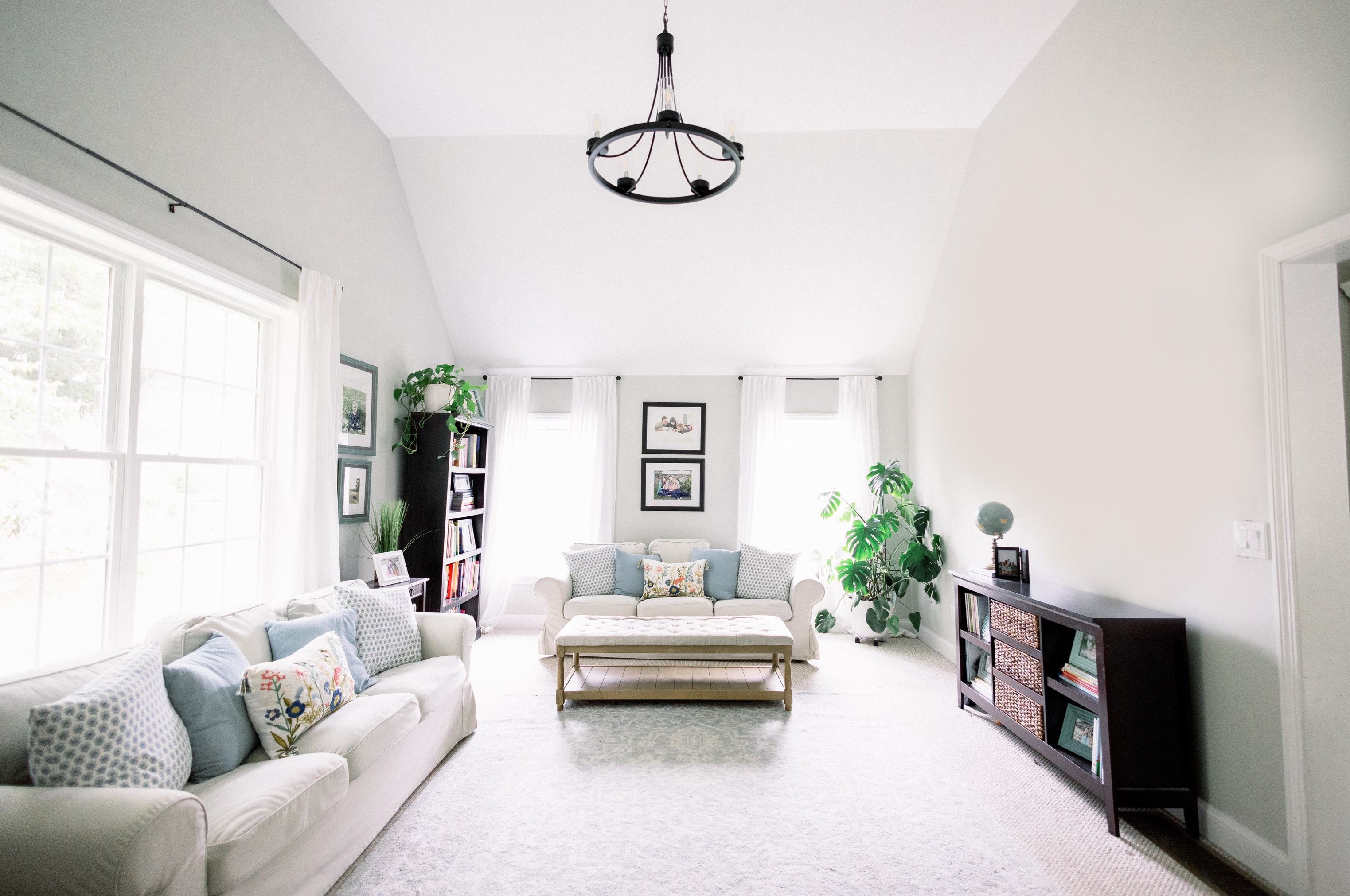 69 Ladyslipper Dr, Newmarket NH  03857-2066 exterior