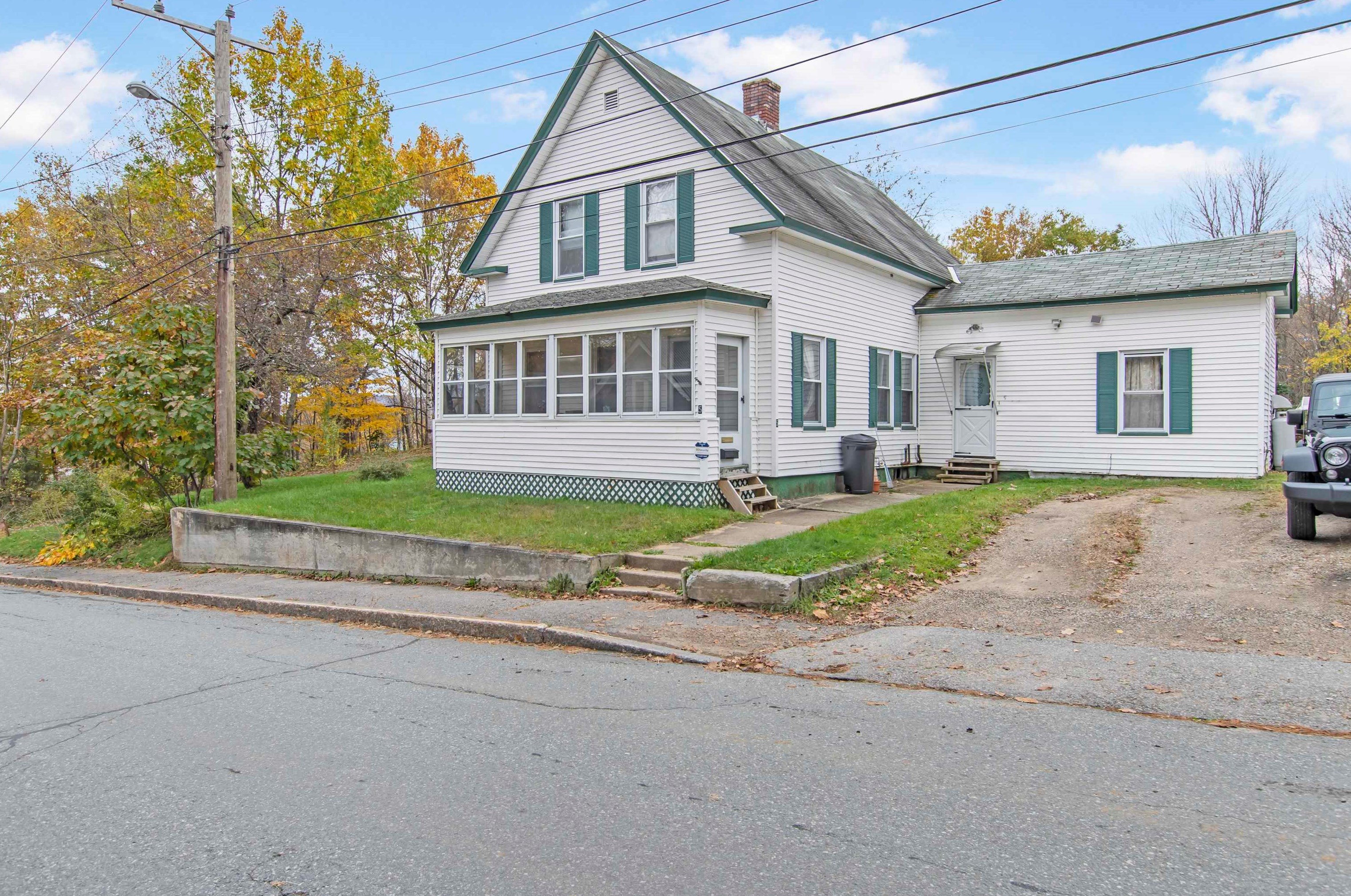 5 2nd St, Northumberland, NH 03582-5106