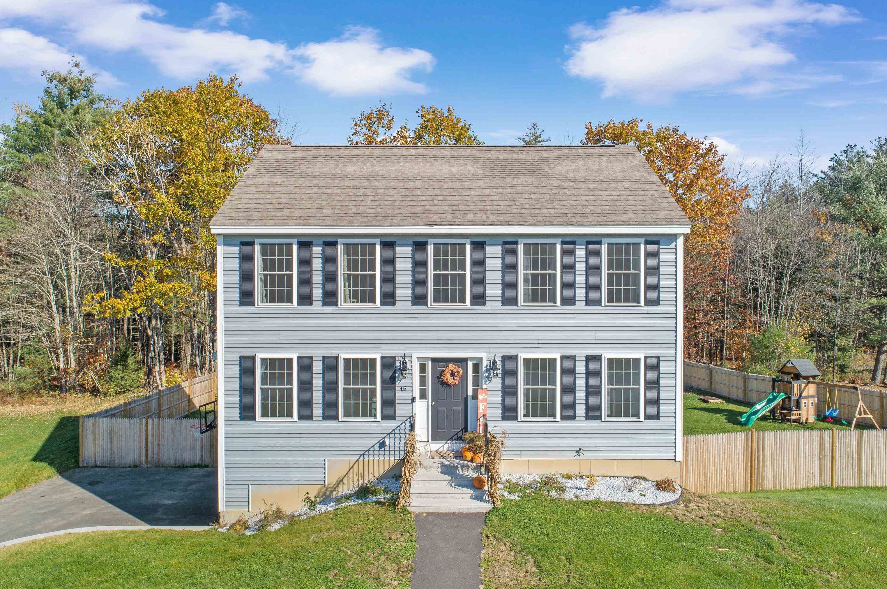 45 Bailey Dr, Pittsfield, NH 03263