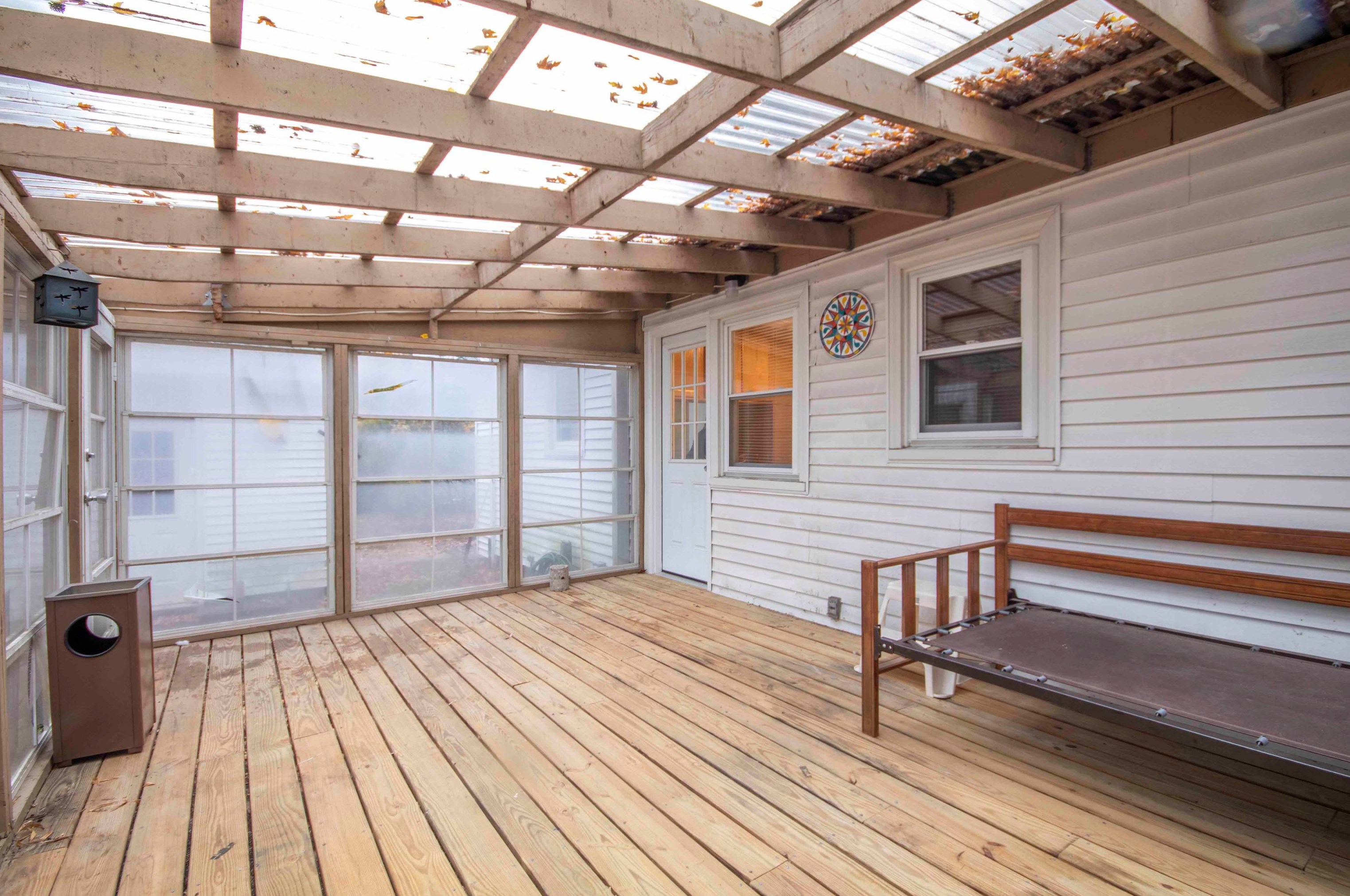 255 Greeley St, Manchester NH  03102-2337 exterior