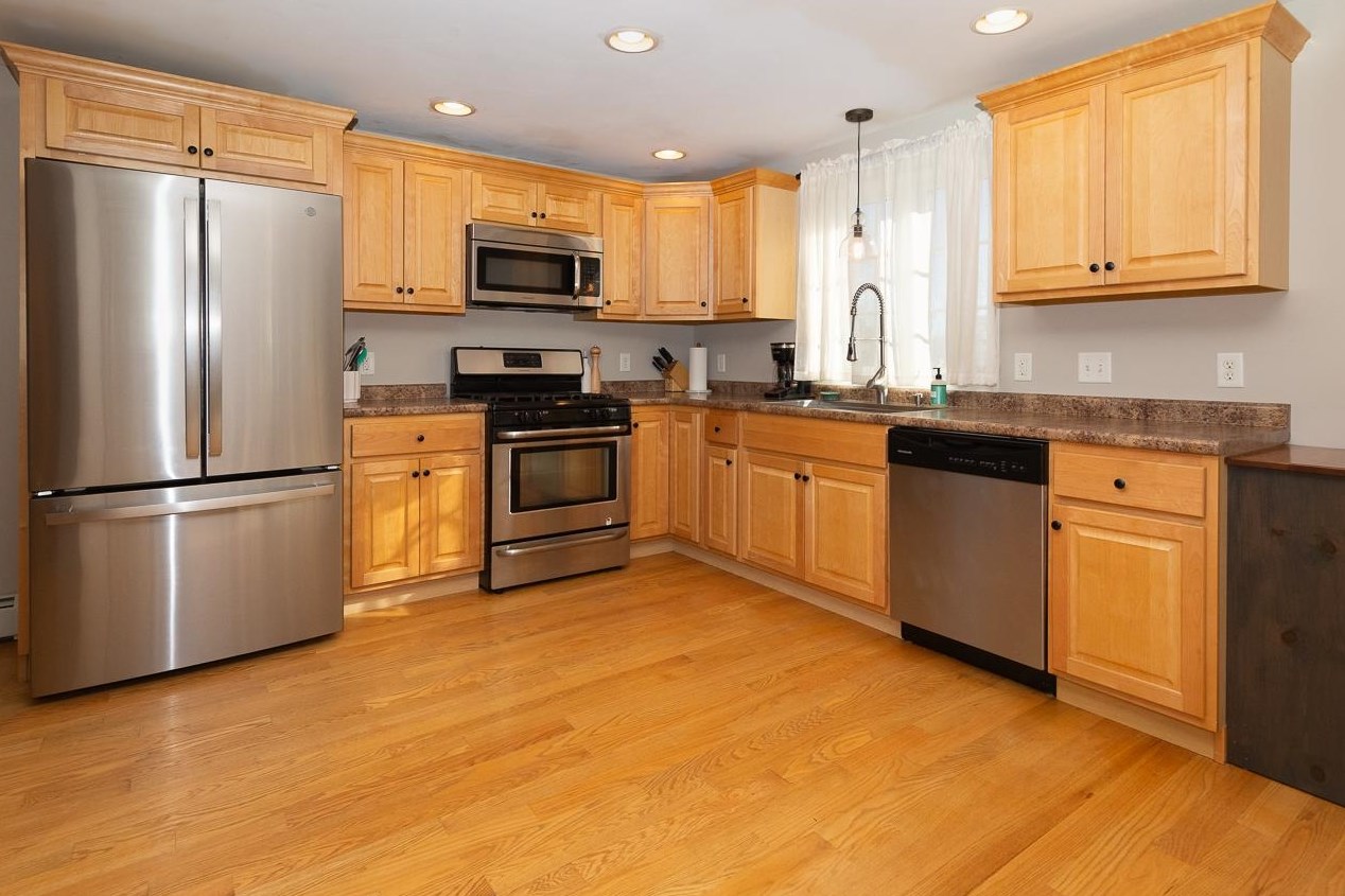 349 Blakes Hill Rd, Northwood, NH 03261
