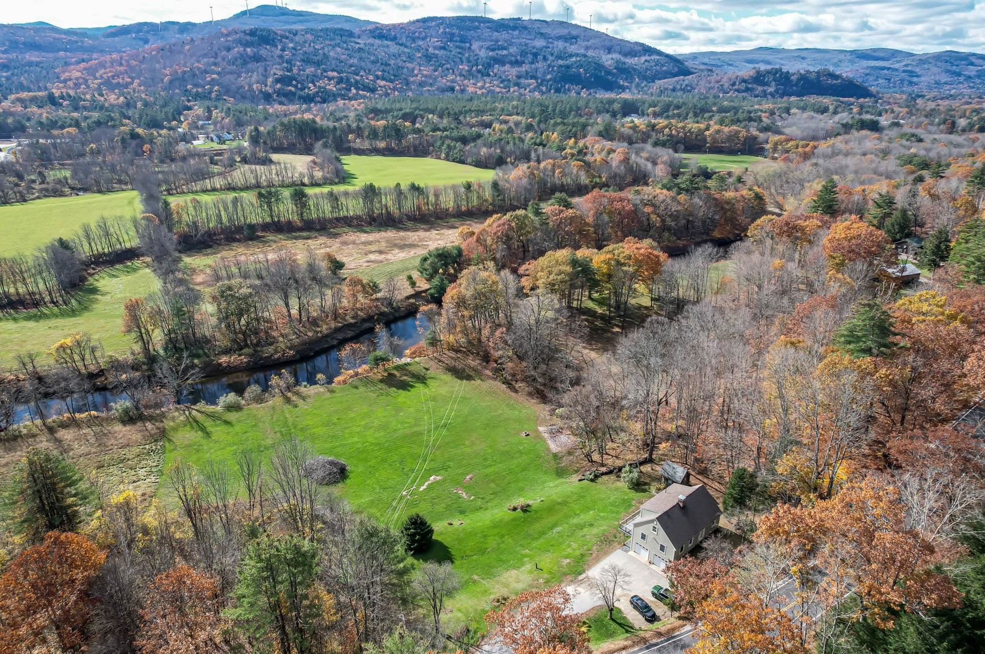 648 Quincy Rd, Ellsworth, NH 03266