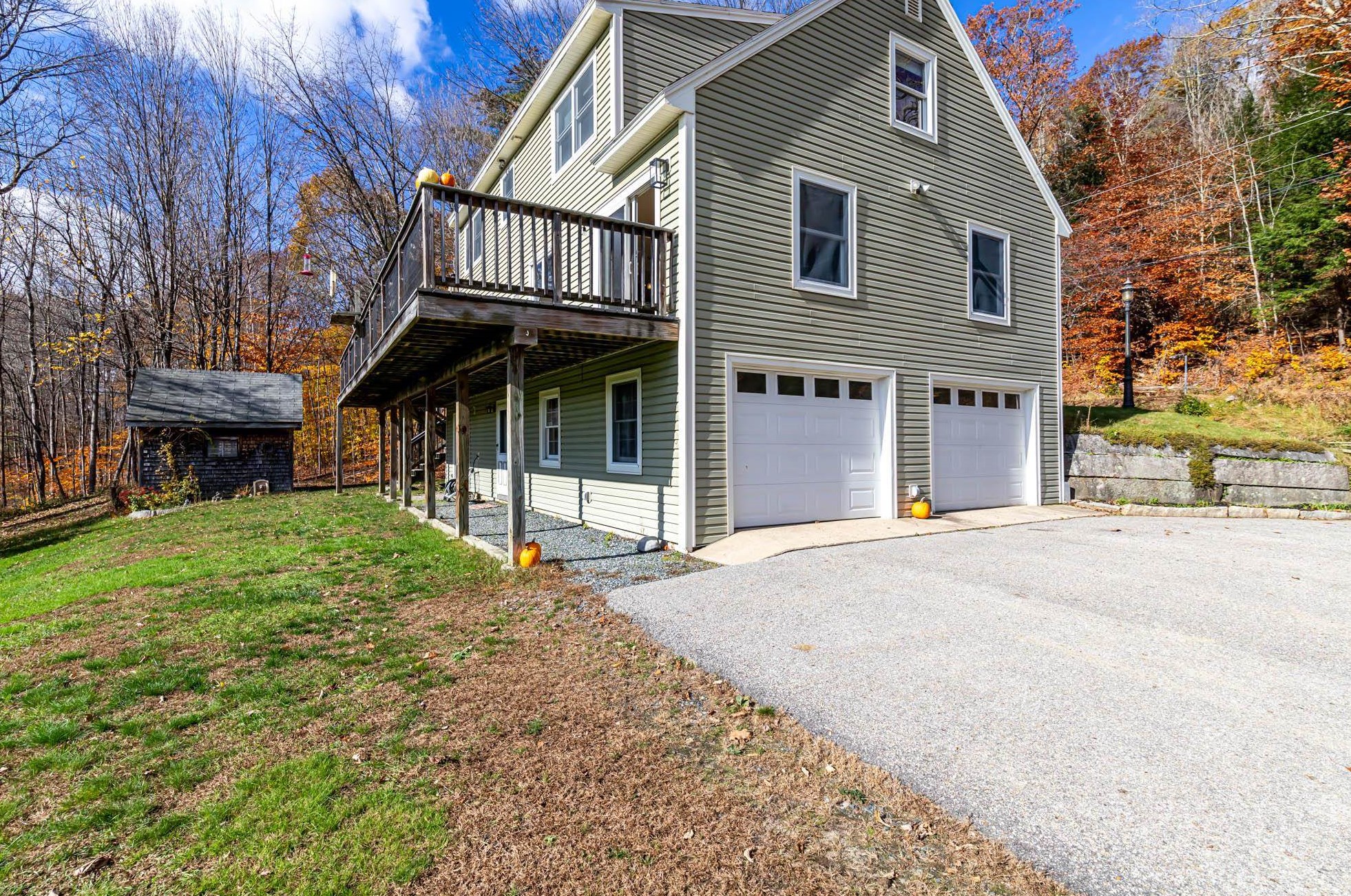 648 Quincy Rd, Ellsworth NH  03266-3520 exterior