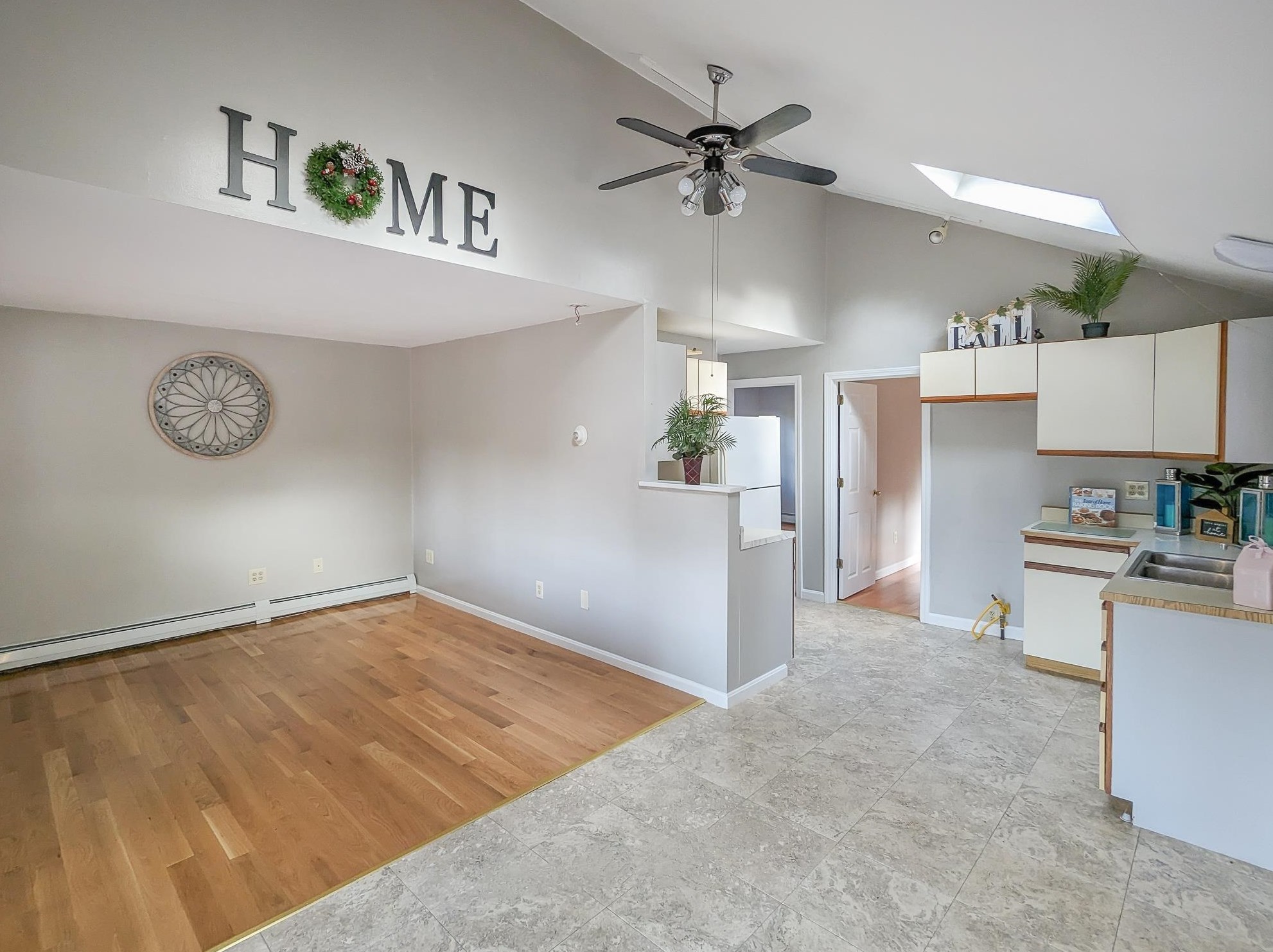 1 Mountain Ave, Salem, NH 03079
