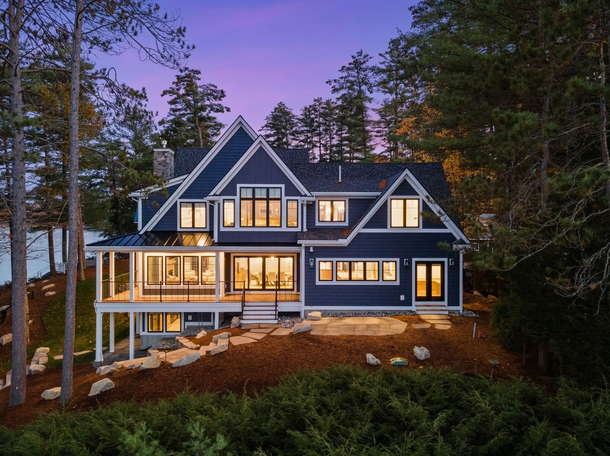 51 Keewaydin Dr, Alton NH  03810-4044 exterior
