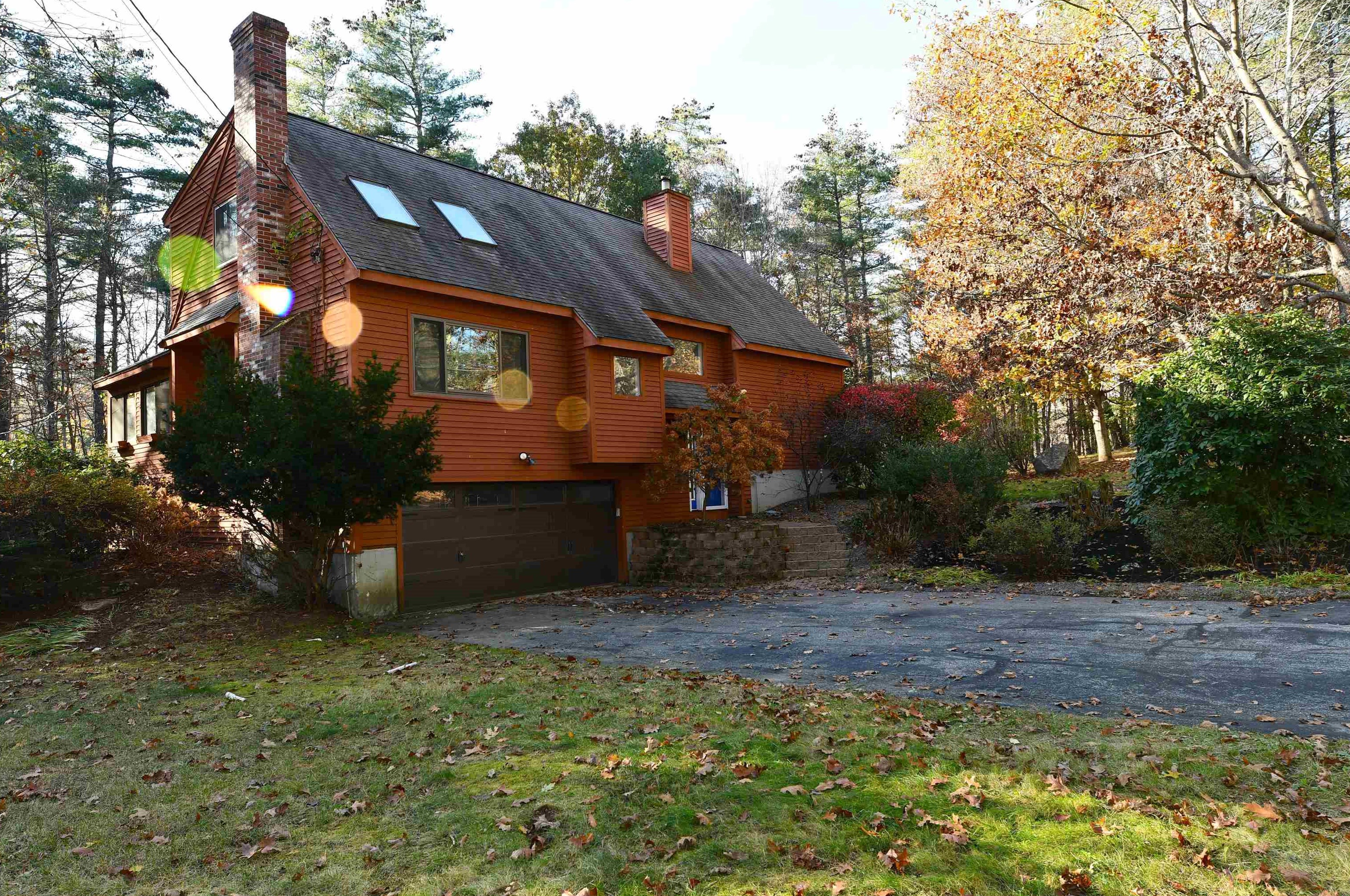 66 Woodward Rd, Merrimack, NH 03054-2323