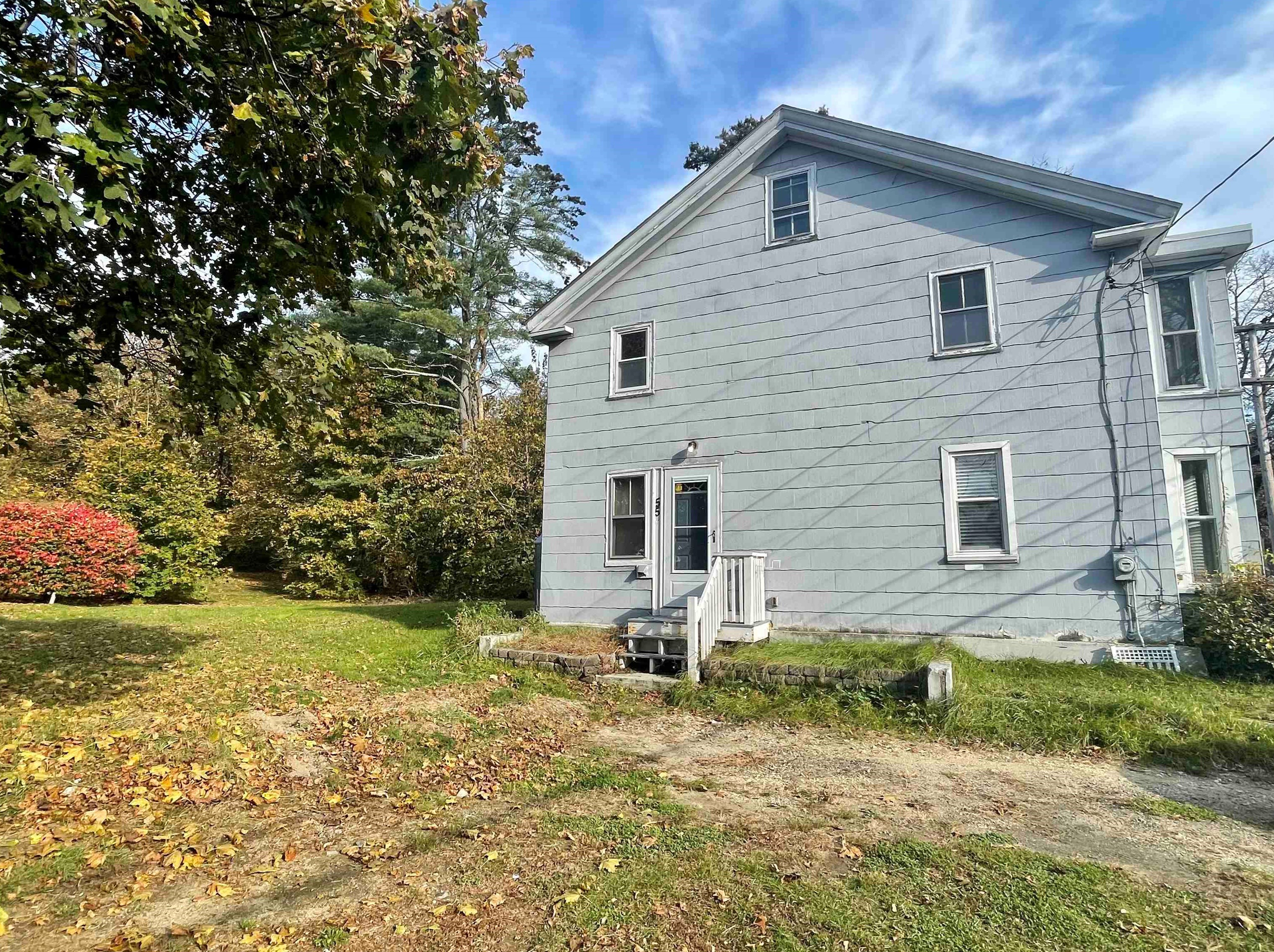 55 Railroad Ave, Seabrook, NH 03874