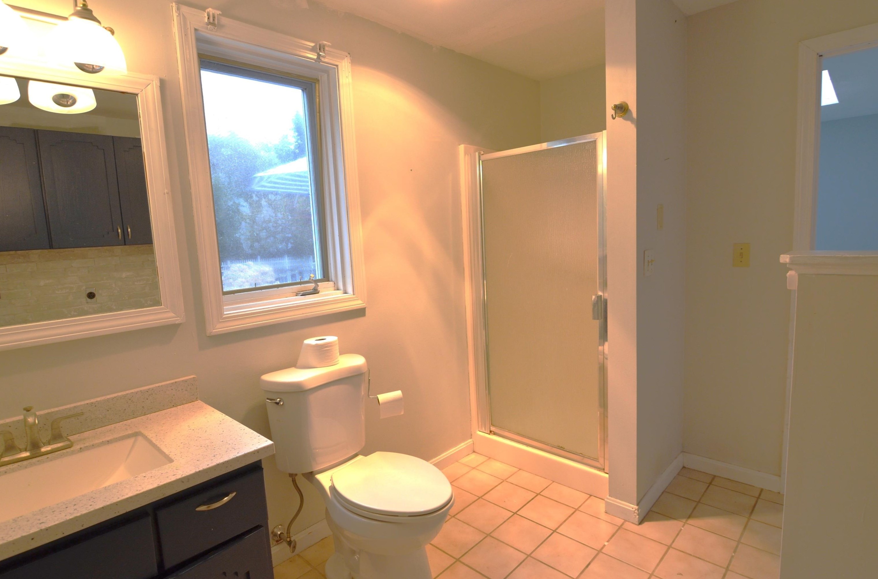 8 Clay St, Merrimack NH  03054-3248 exterior