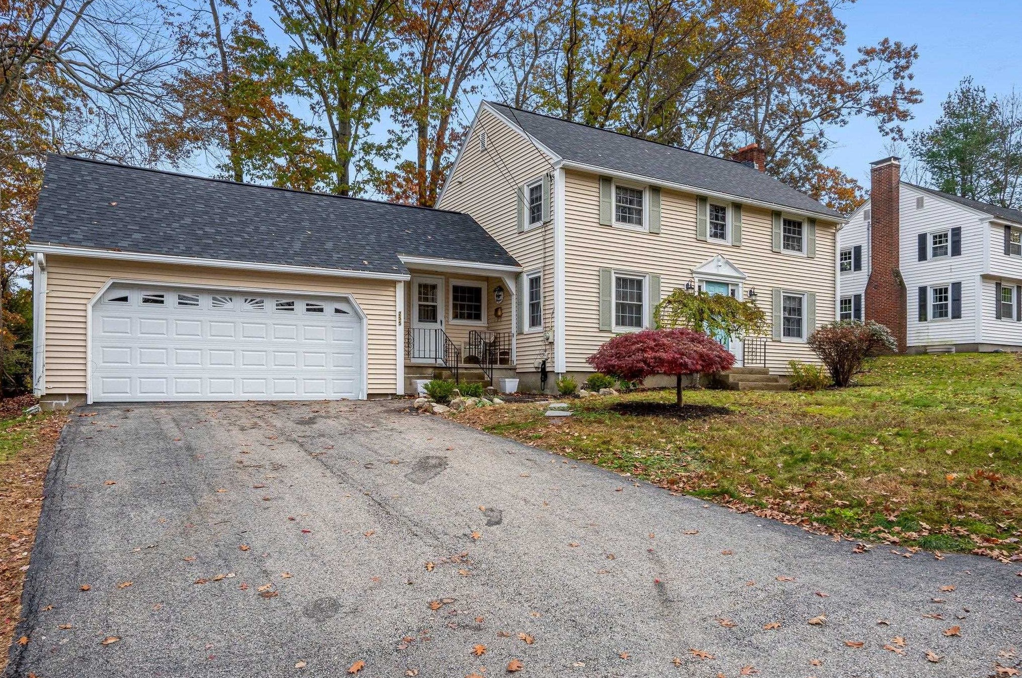 255 Linden St, Manchester, NH 03104