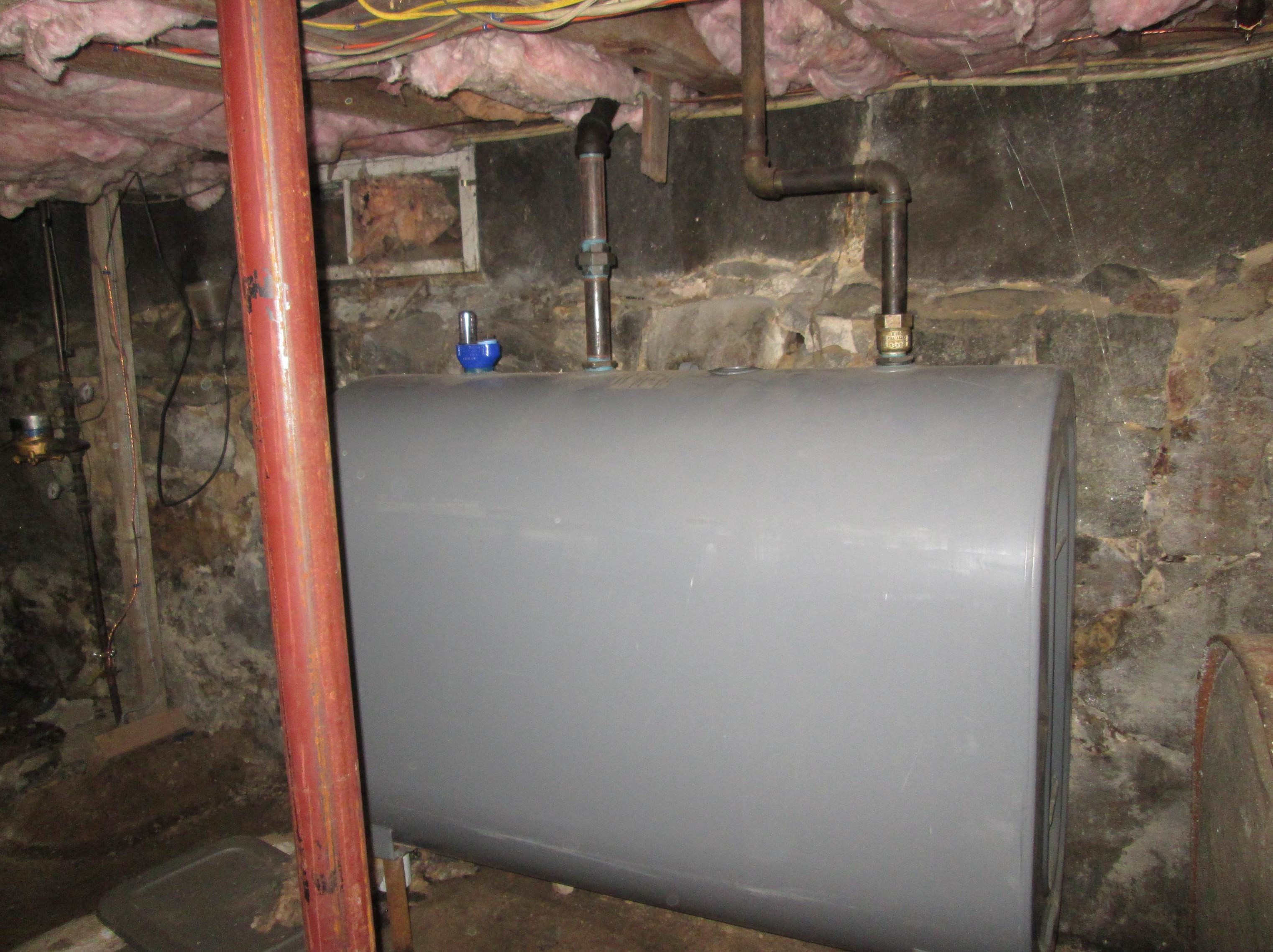 114 Jewett St, Manchester NH 03103-3515 exterior