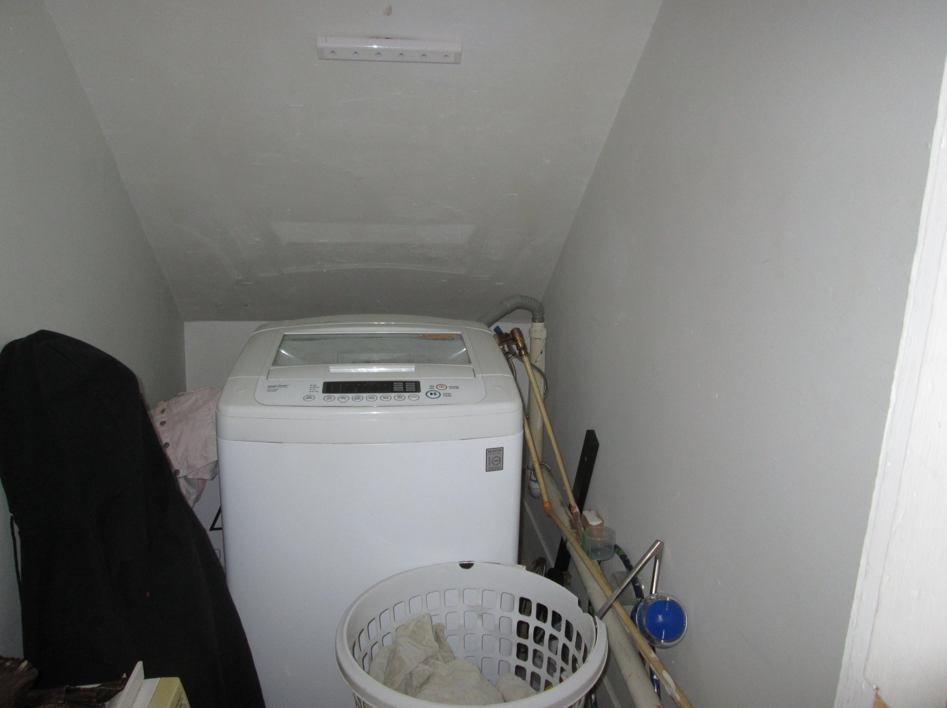 114 Jewett St, Manchester NH 03103-3515 exterior