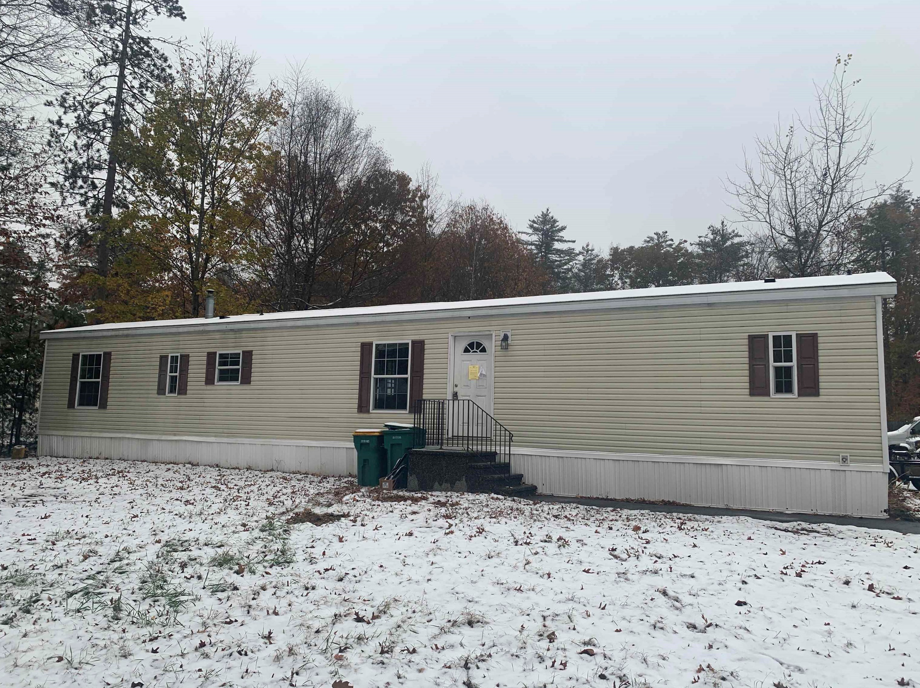 6 Mavis Ave, Rochester, NH 03839