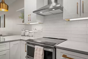 99 Foundry Pl, Portsmouth, NH 03801 - Photo 2