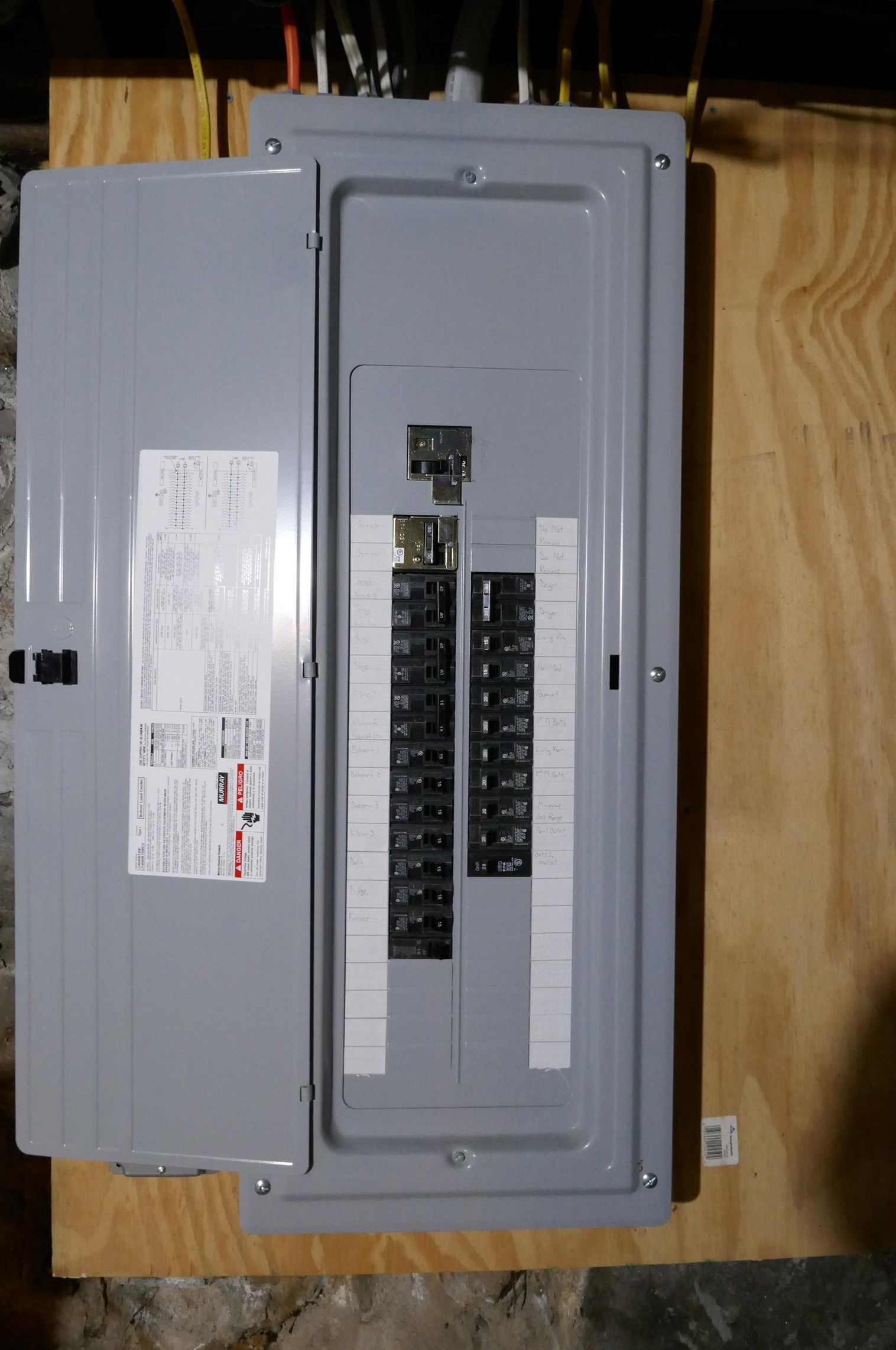 43 Pershing St, Manchester NH  03102-1146 exterior