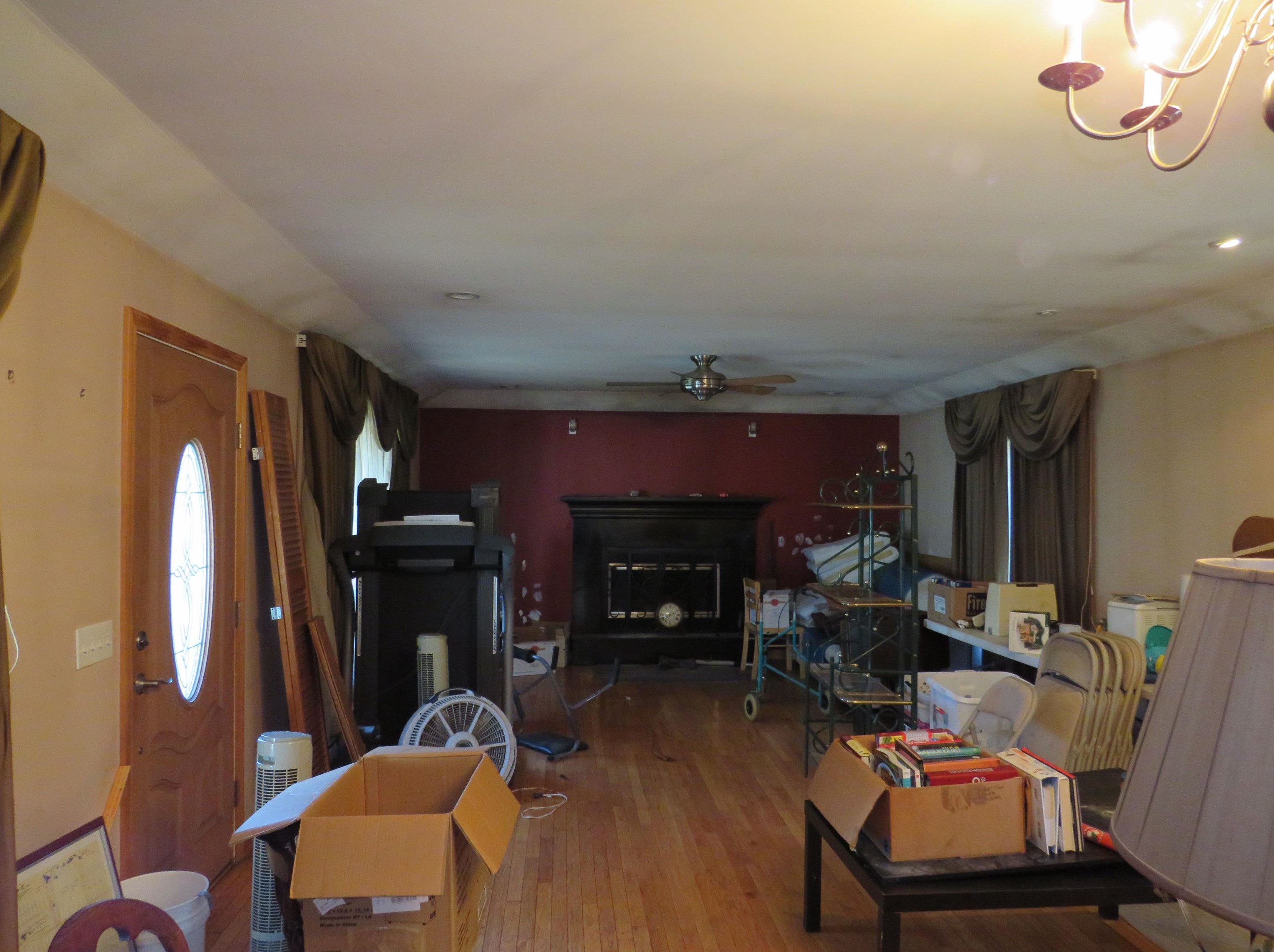 34 Nancy Ln, Raymond, NH 03077