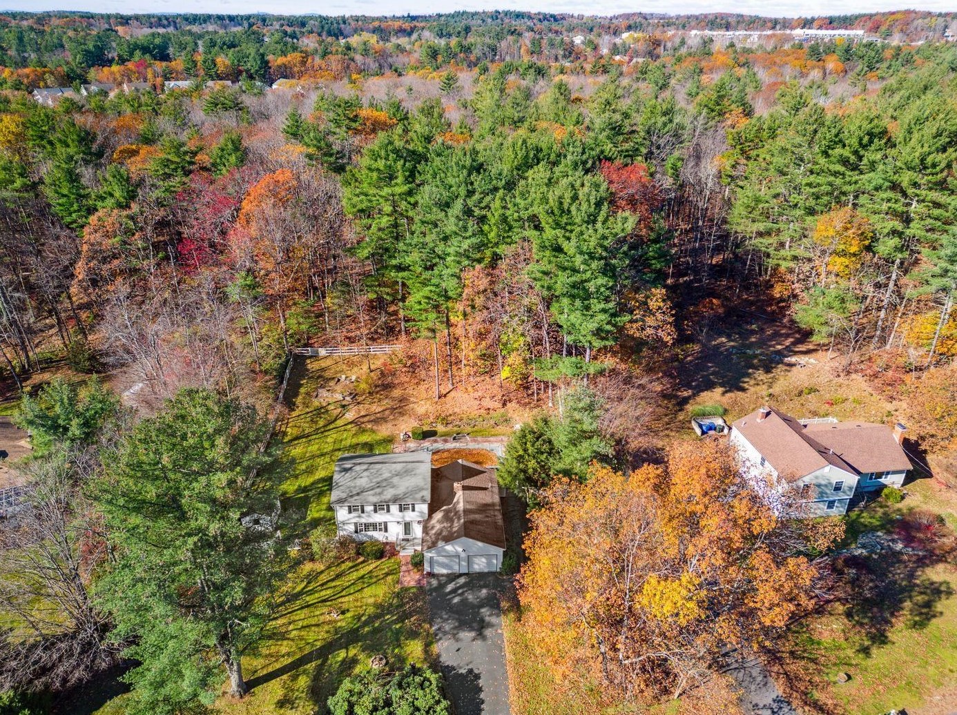 14 Ross Dr, Londonderry, NH 03053
