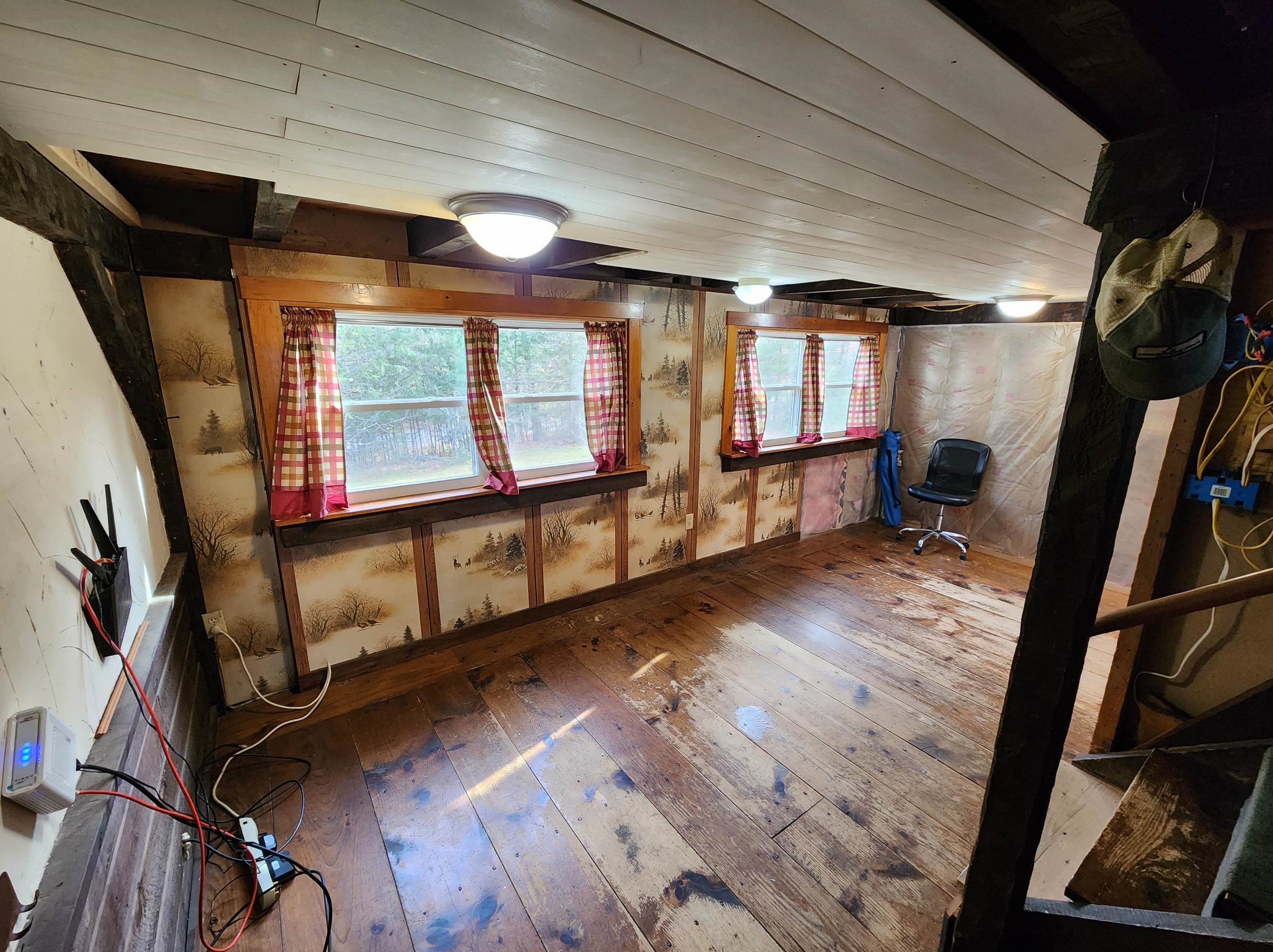 112 Milton Rd, Farmington, NH 03835