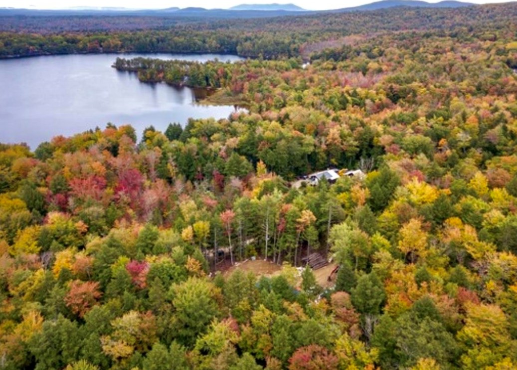 13 Thusis Rd, Madison, NH 03849