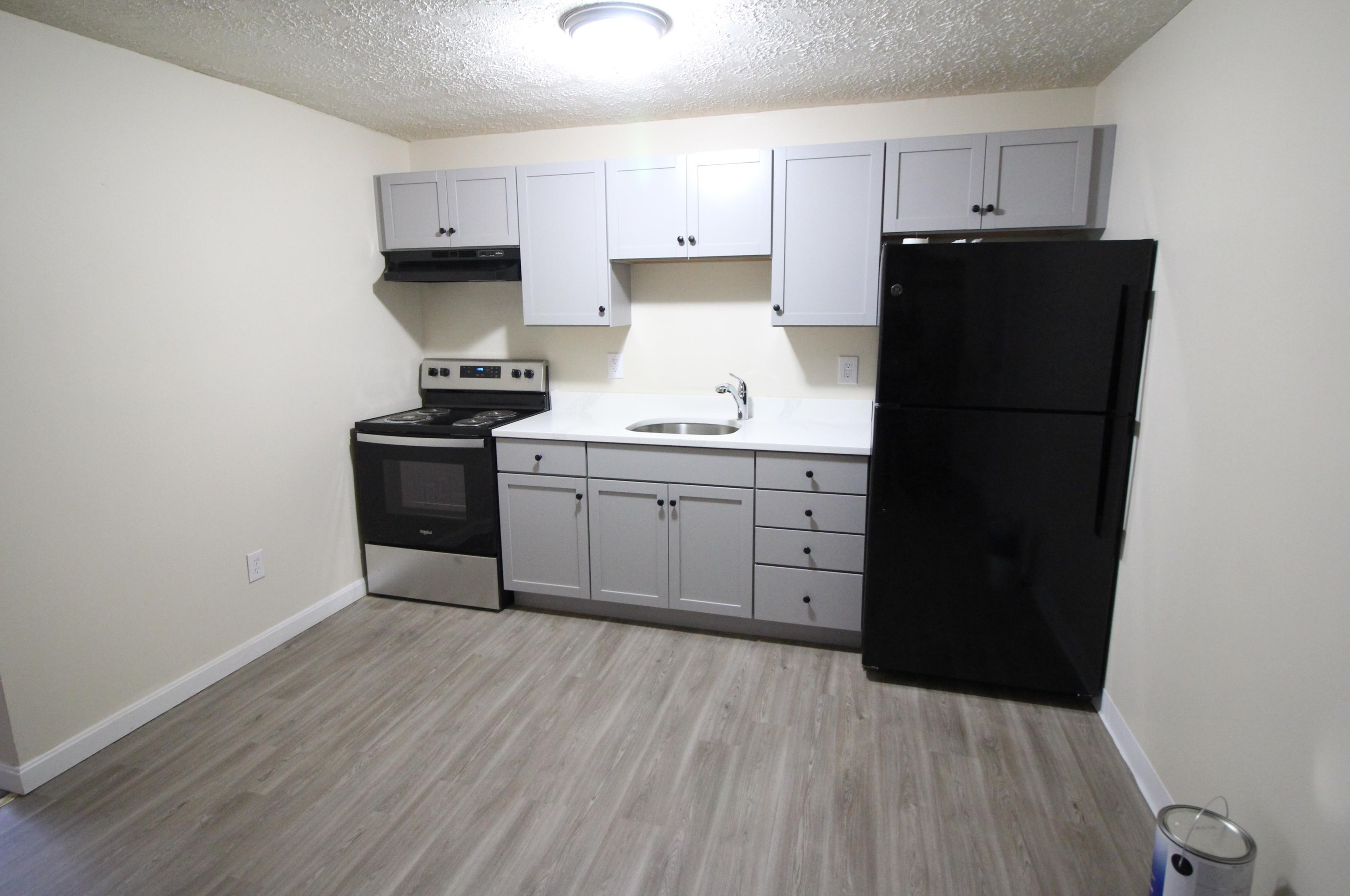 55 Log St #1f, Amherst, NH 03031
