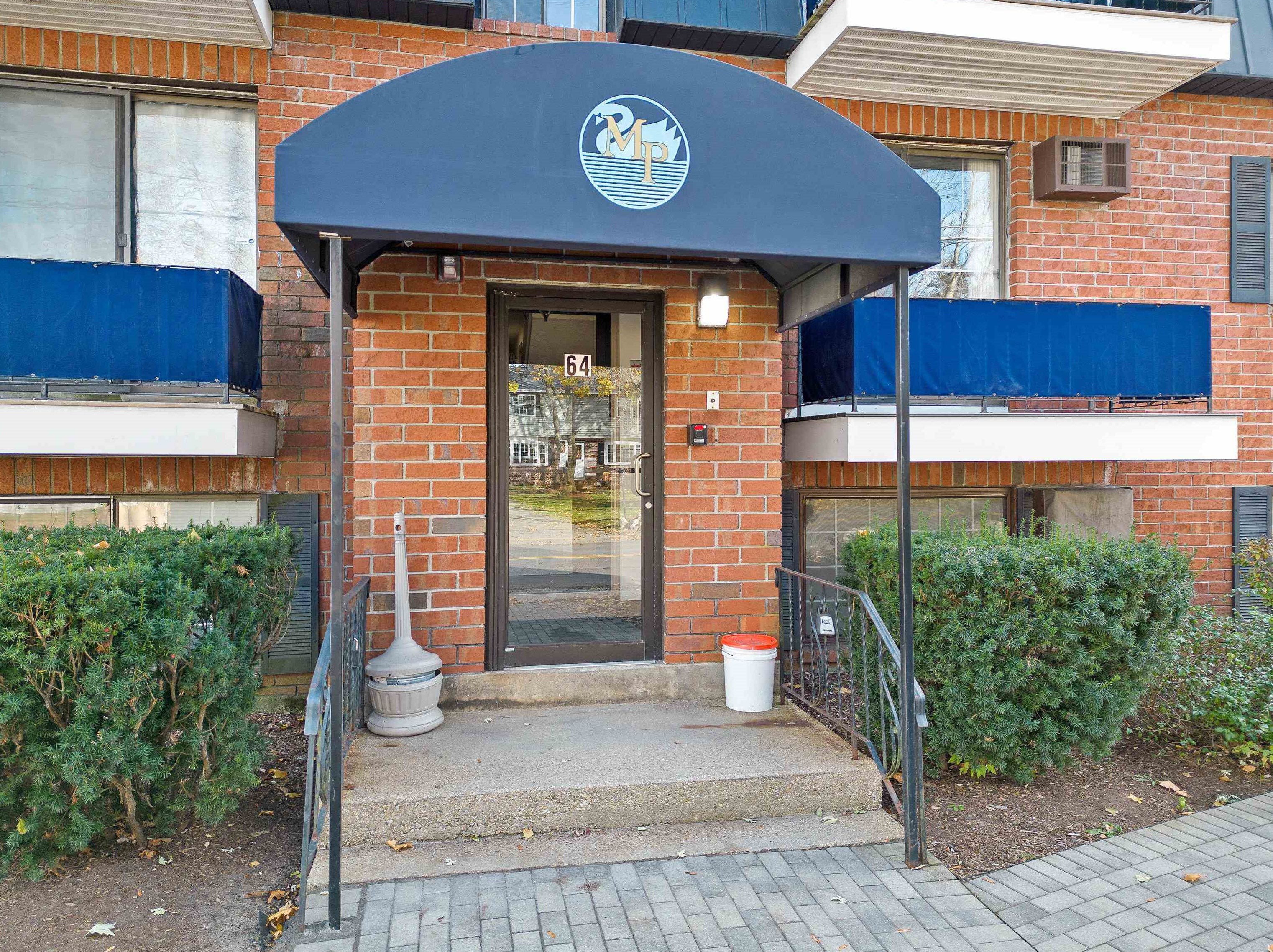 64 Dunbarton Rd #1d, Manchester, NH 03102