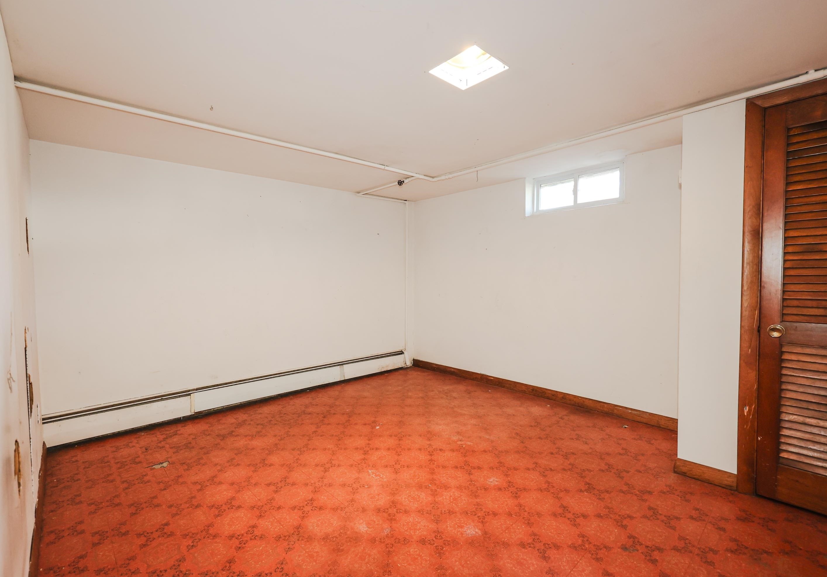 15 Ledge Rd, Hudson NH  03051-3719 exterior