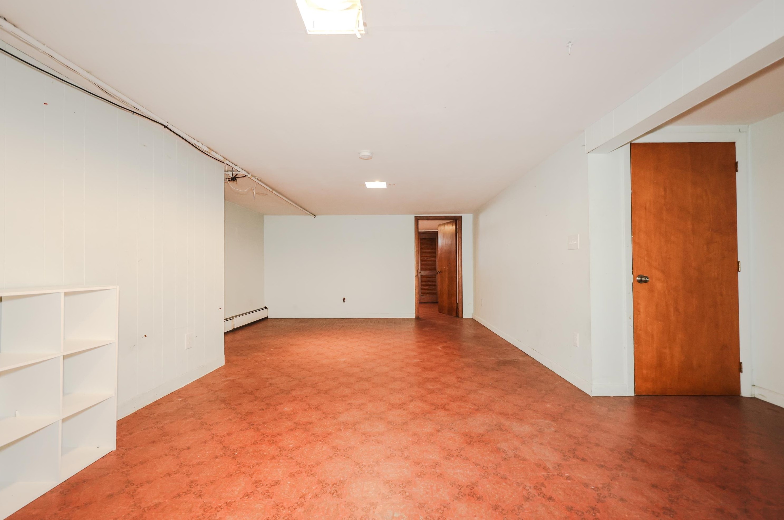 15 Ledge Rd, Hudson NH  03051-3719 exterior