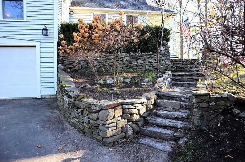 3 Emery Ln, Dover, NH 03820