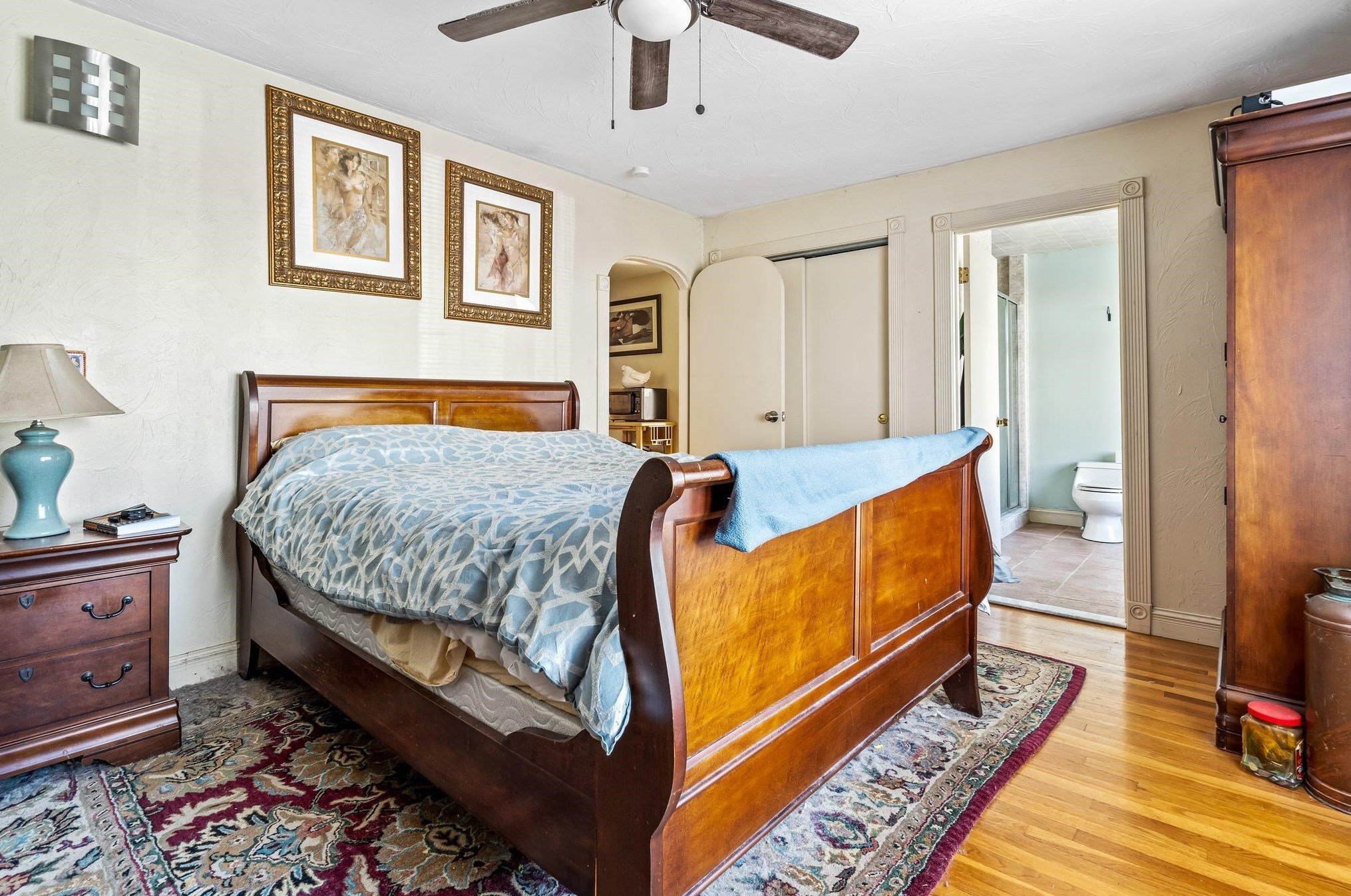 111 Kennard Rd, Manchester NH  03104-4024 exterior