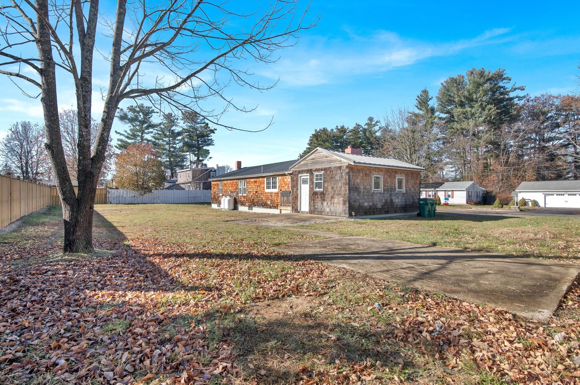 7 Russell St, Rochester NH  03867-1233 exterior
