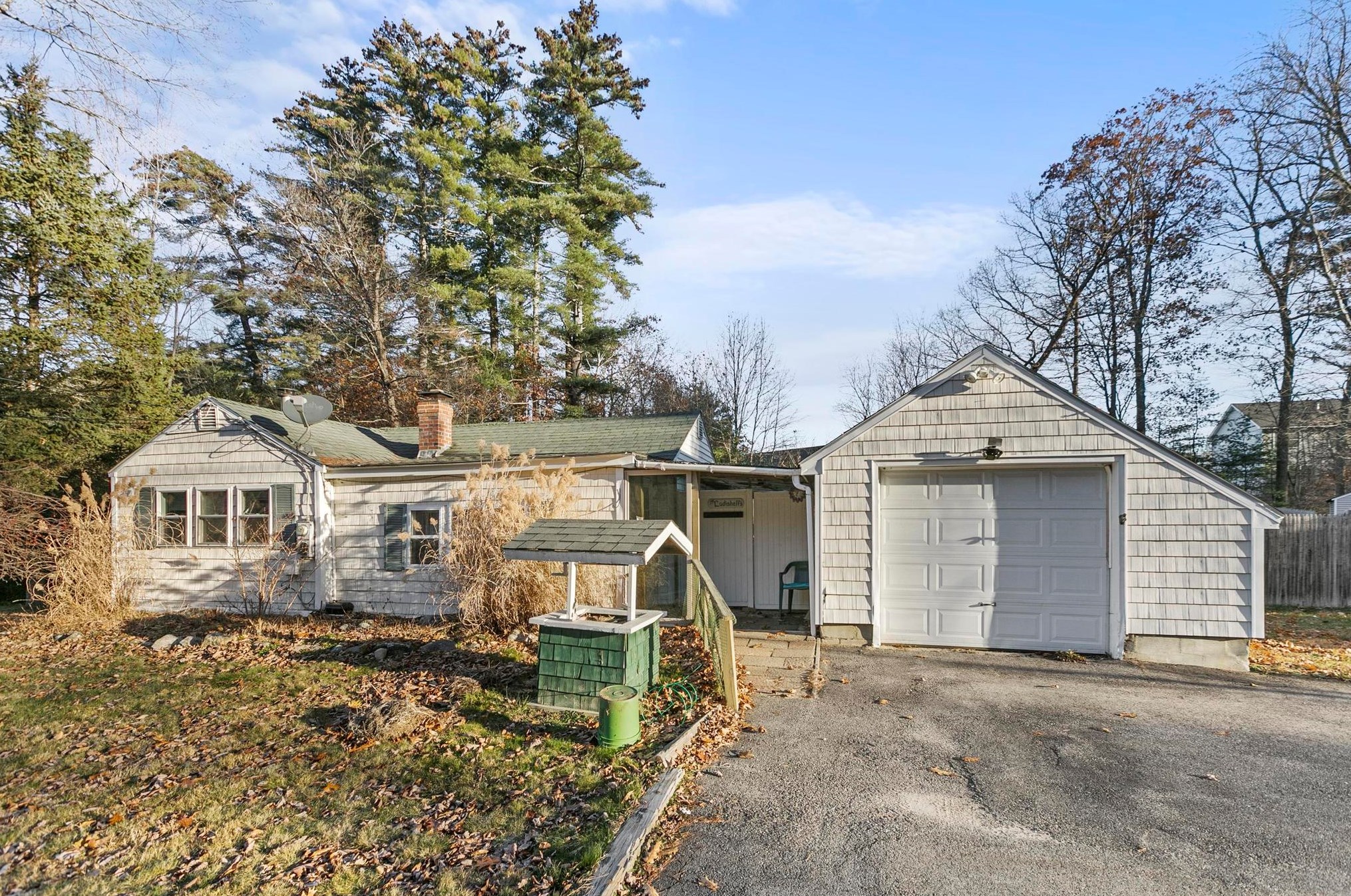 121 Gear Rd, Rochester, NH 03839