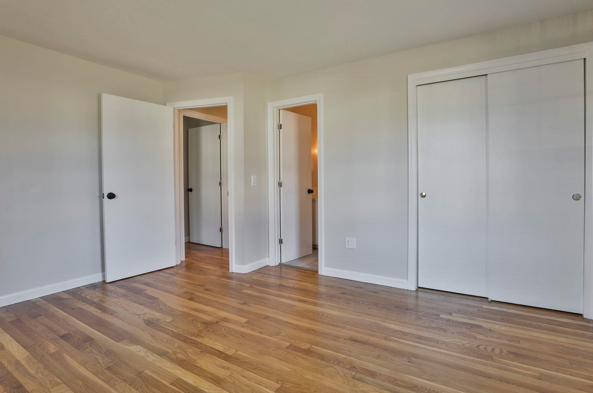 2 Hulme St, Manchester NH  03109-4520 exterior