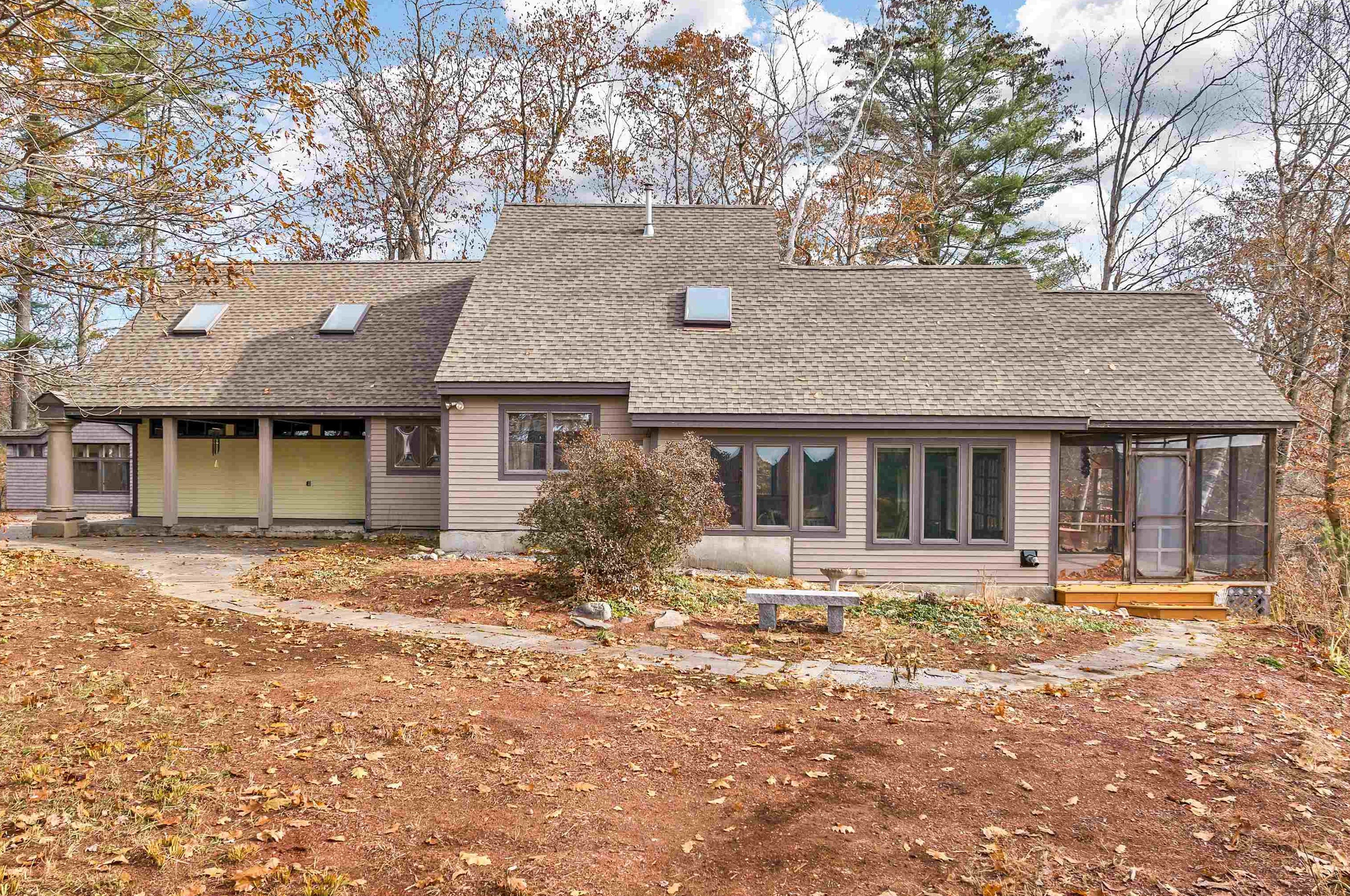 234 Parker Rd, Goffstown, NH 03045