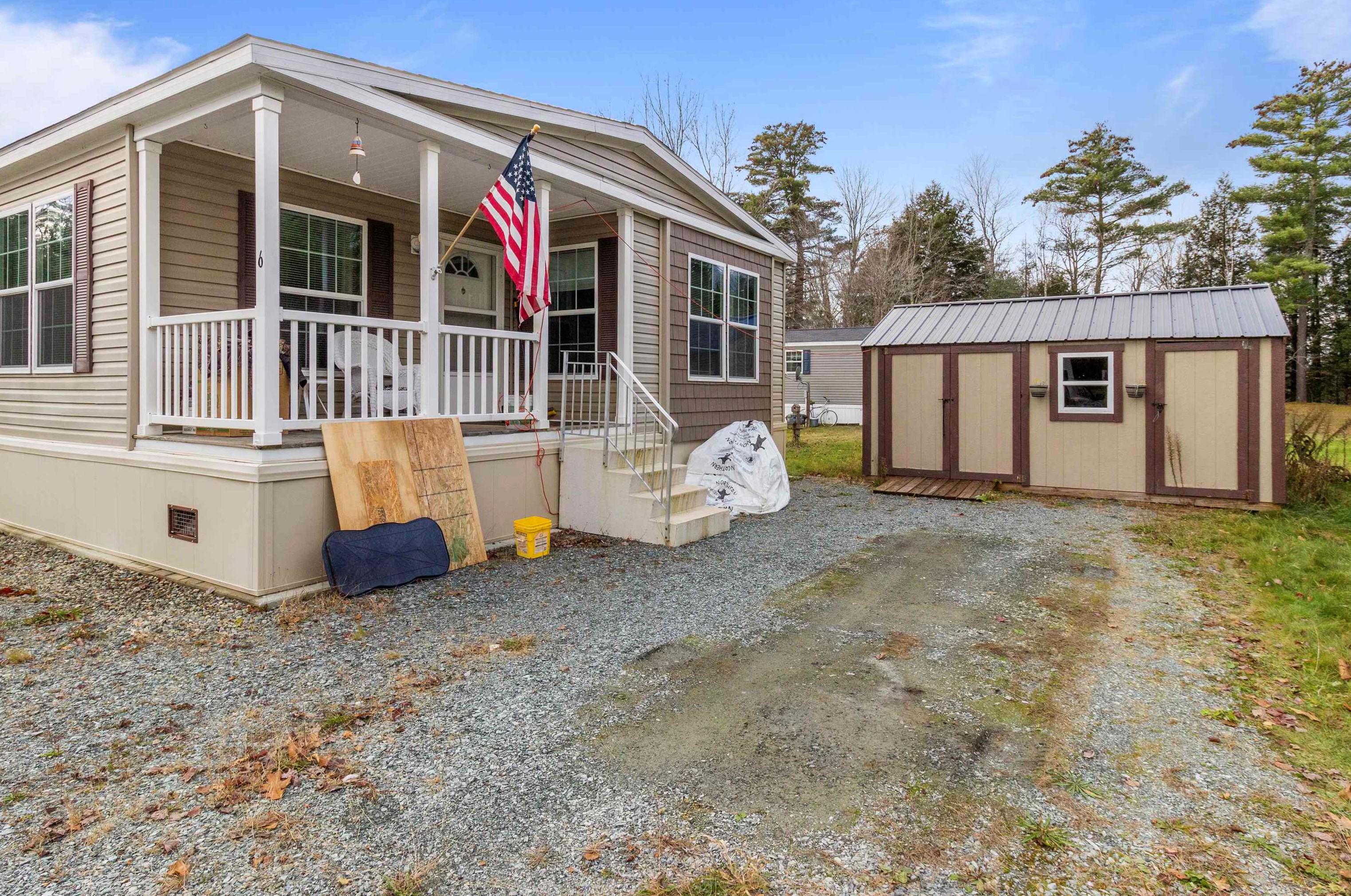 6 Pioneer Ave, Bath, NH 03740