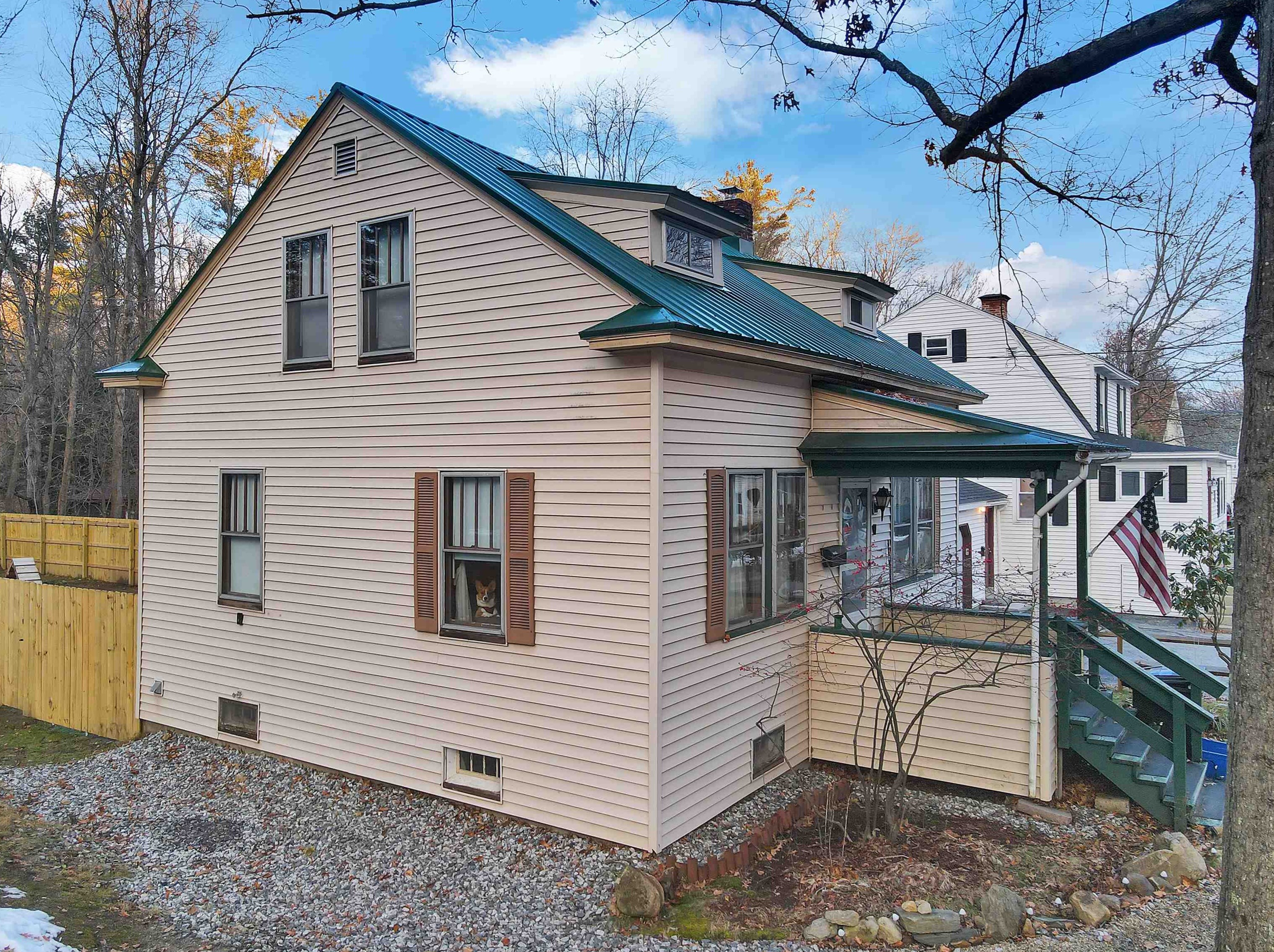 32 Pleasant St, Bridgewater, NH 03264