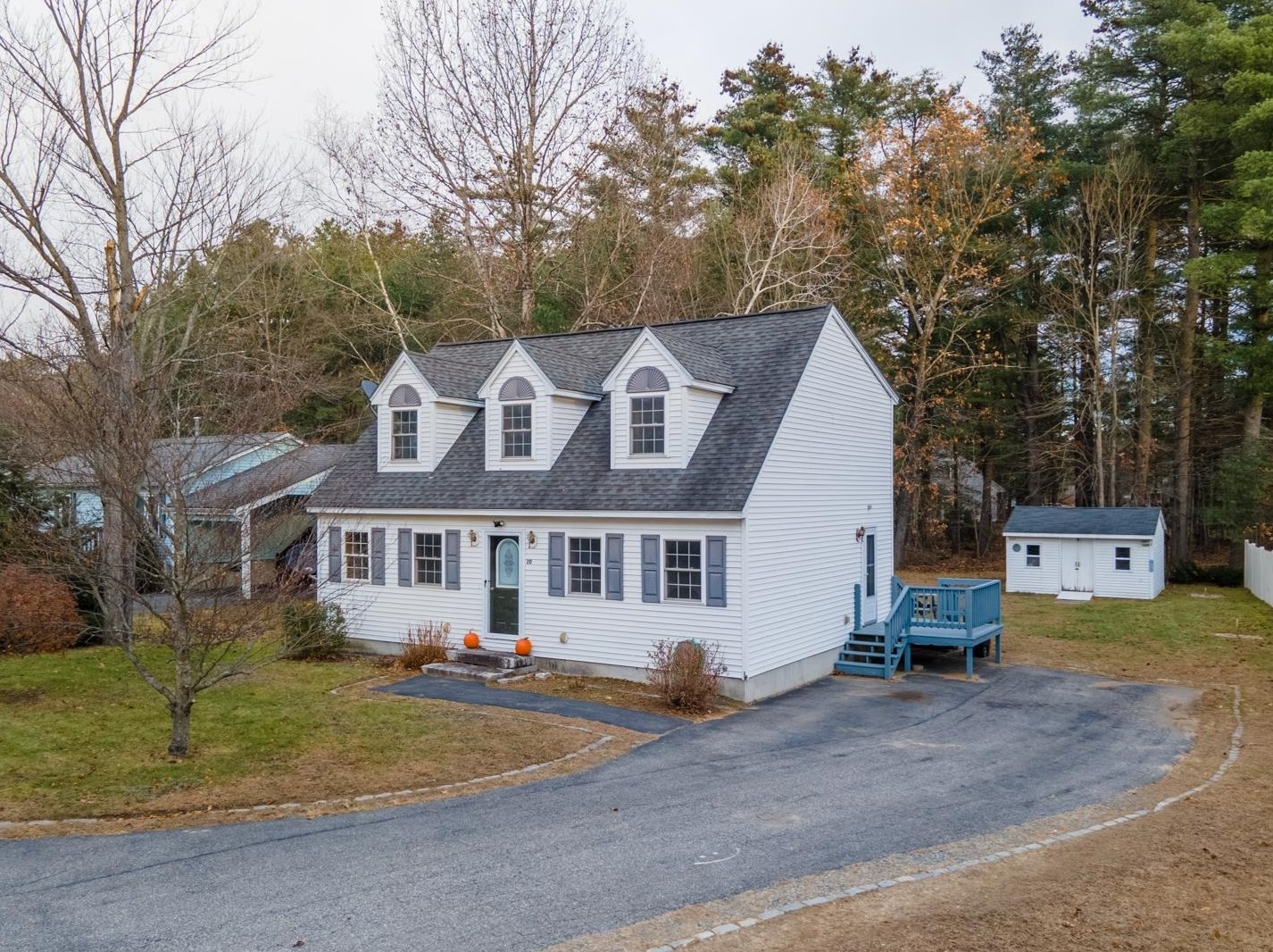 20 Cricket Ln, Concord, NH 03301