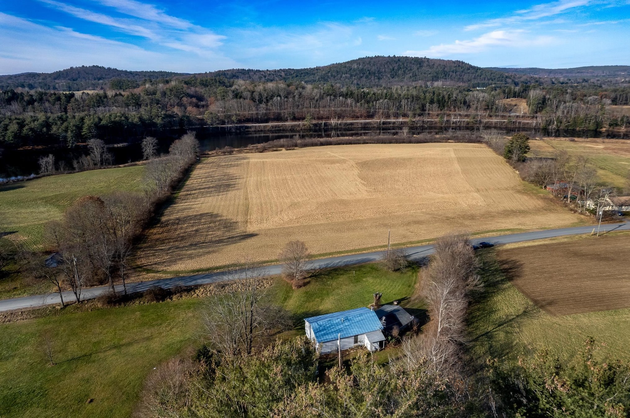 82 River Rd, Lyme, NH 03768