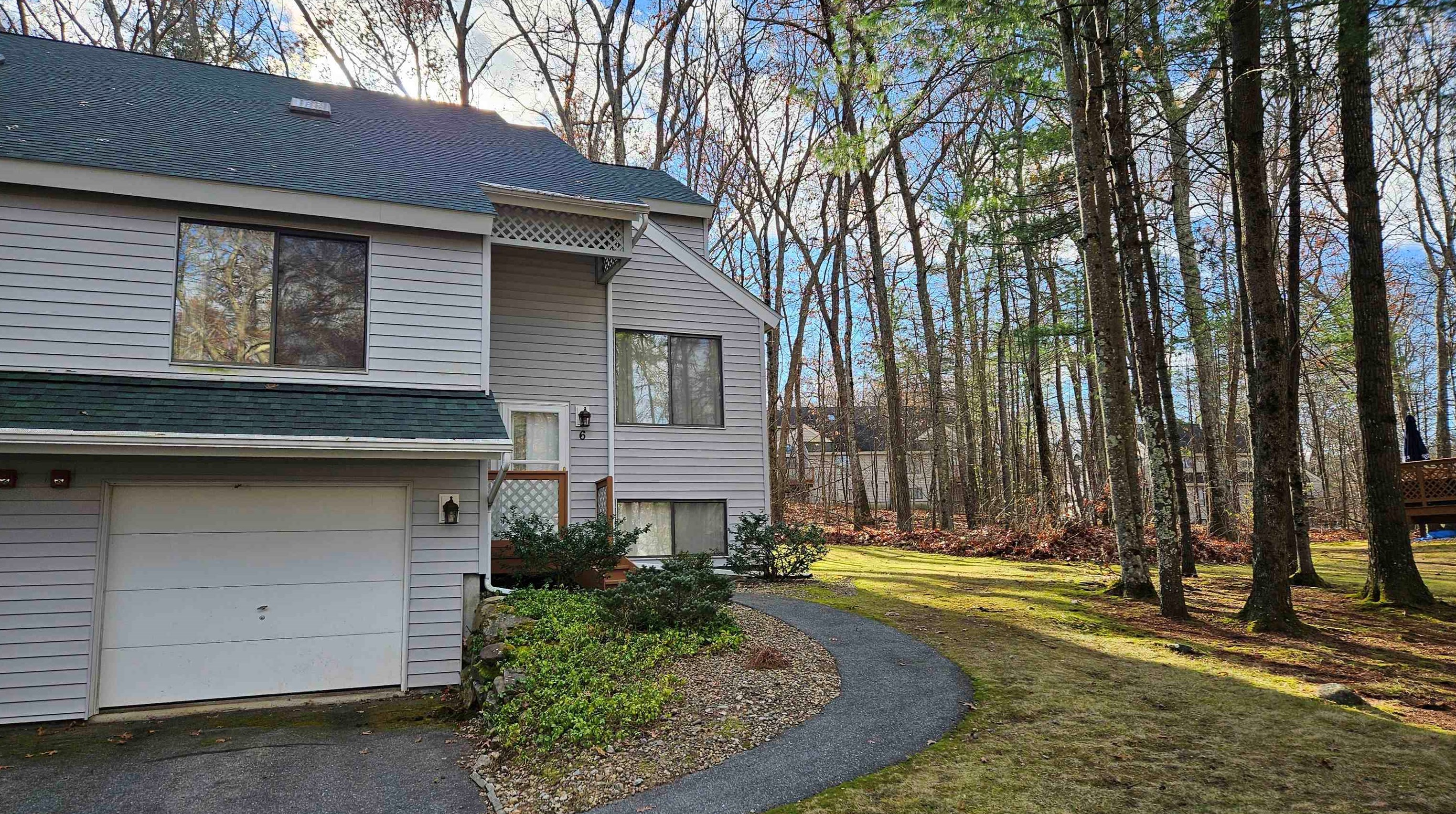 6 Sycamore Ct, Atkinson, NH 03811-2727
