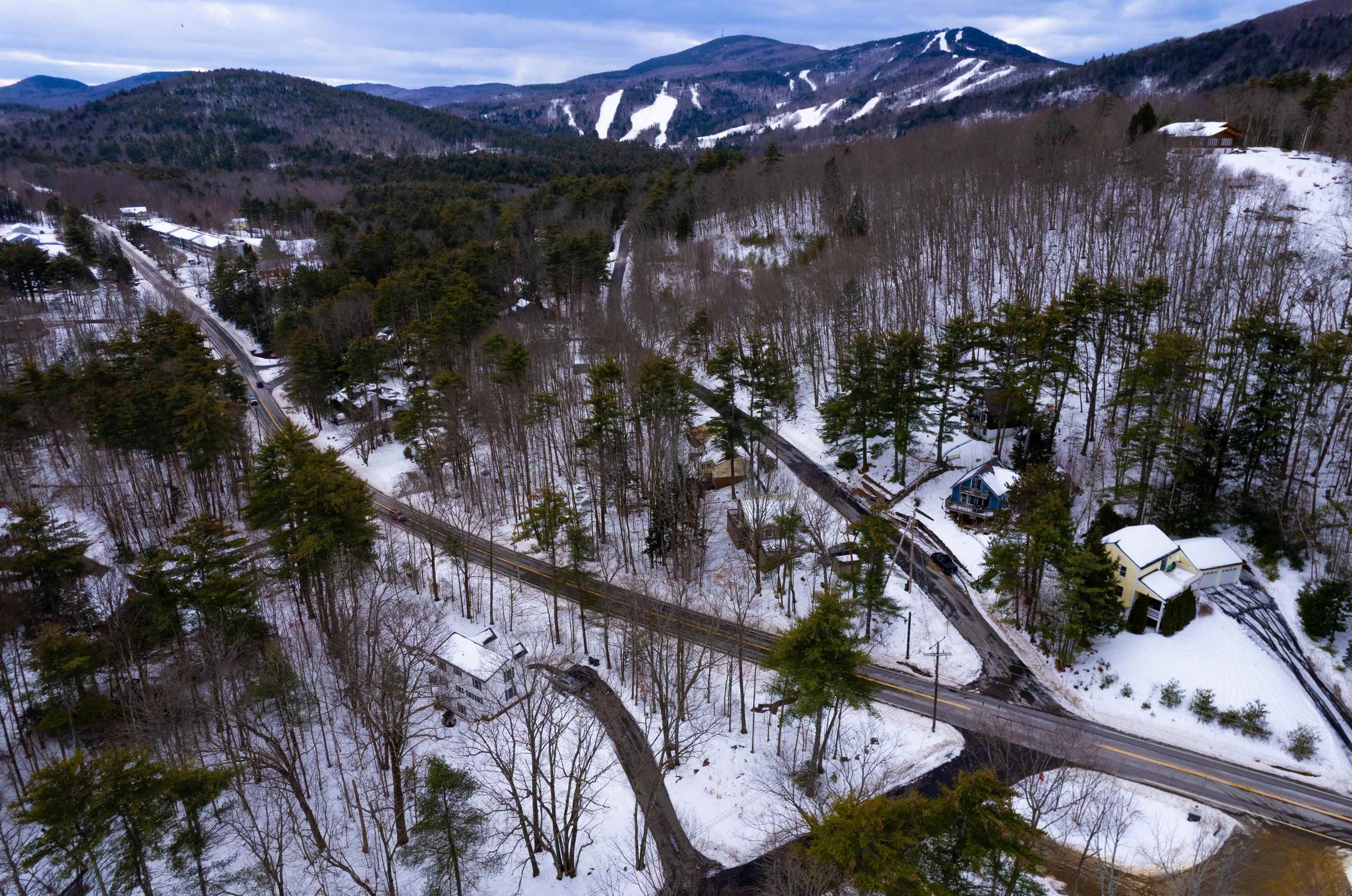 5 White Birch Dr, Laconia, NH 03249