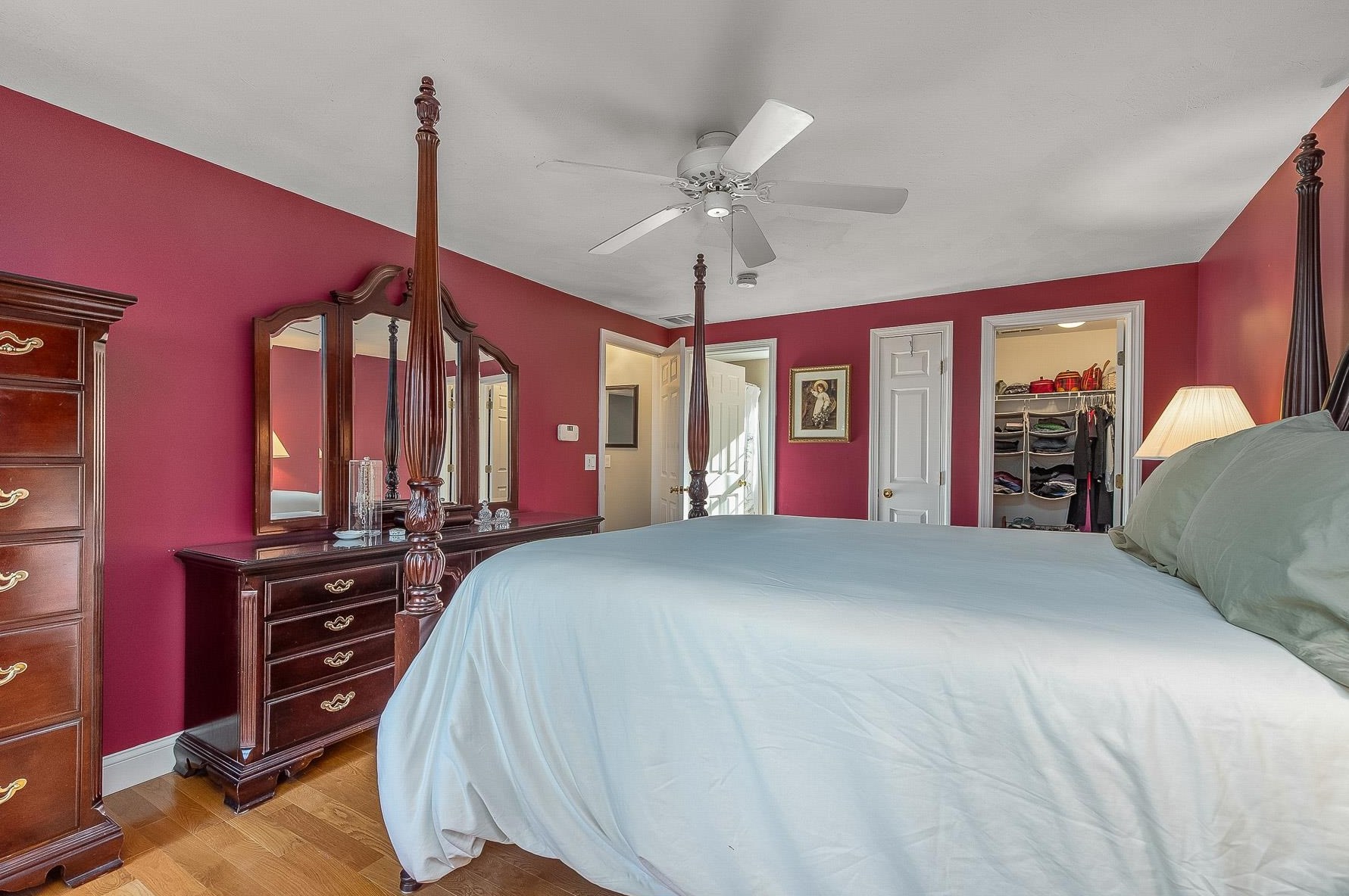 57 Ladyslipper Dr, Newmarket NH 03857-2066 exterior