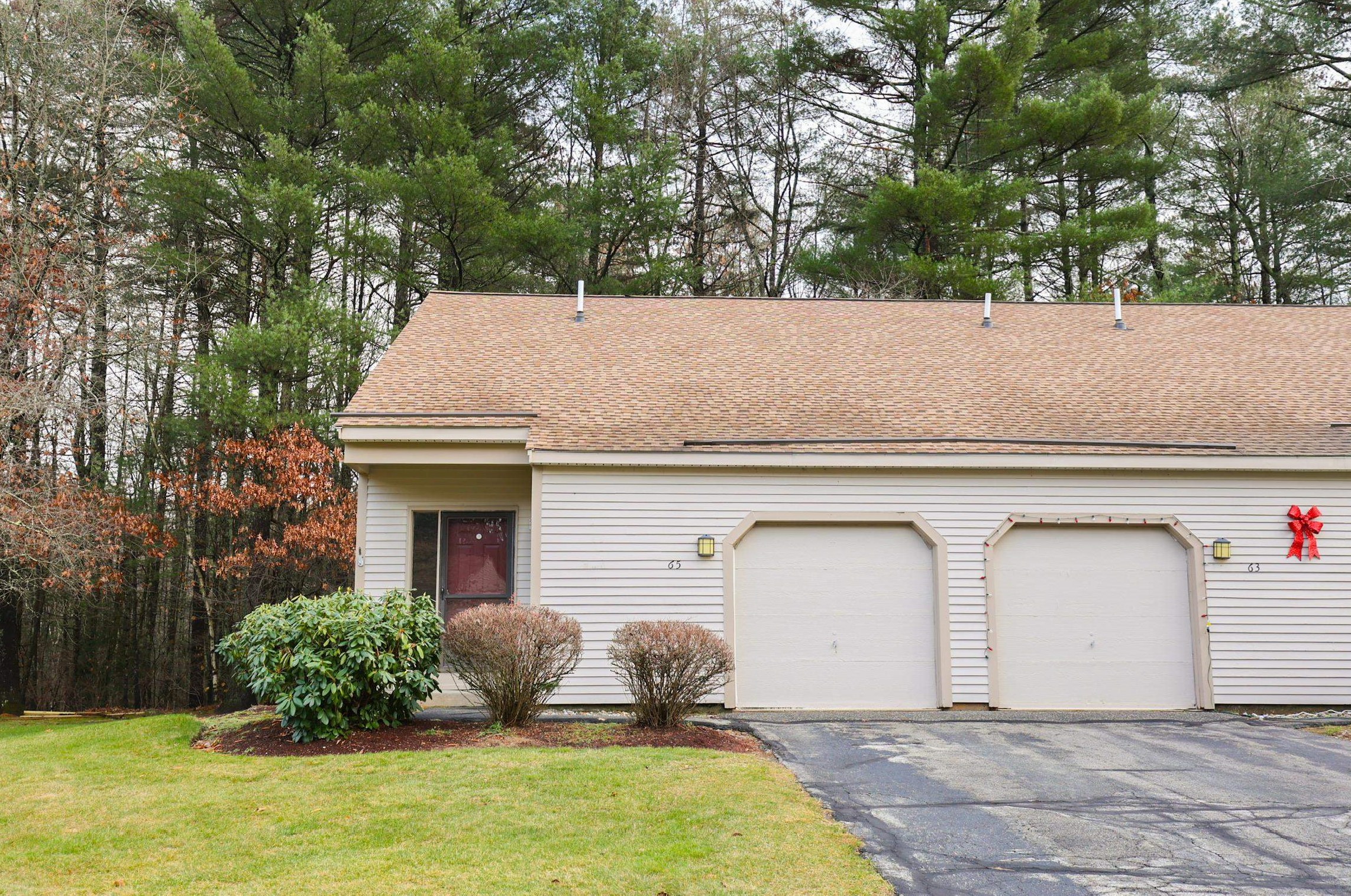 65 Indian Rock Rd, Merrimack, NH 03054-3294