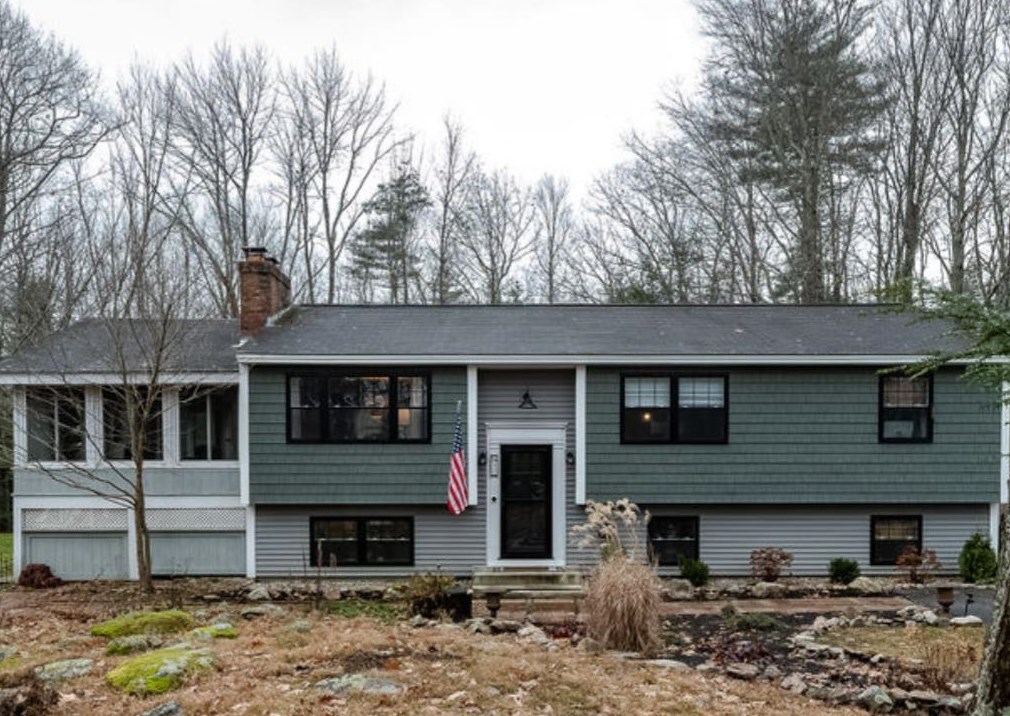 51 Rockwood Terrace, Auburn, NH 03032