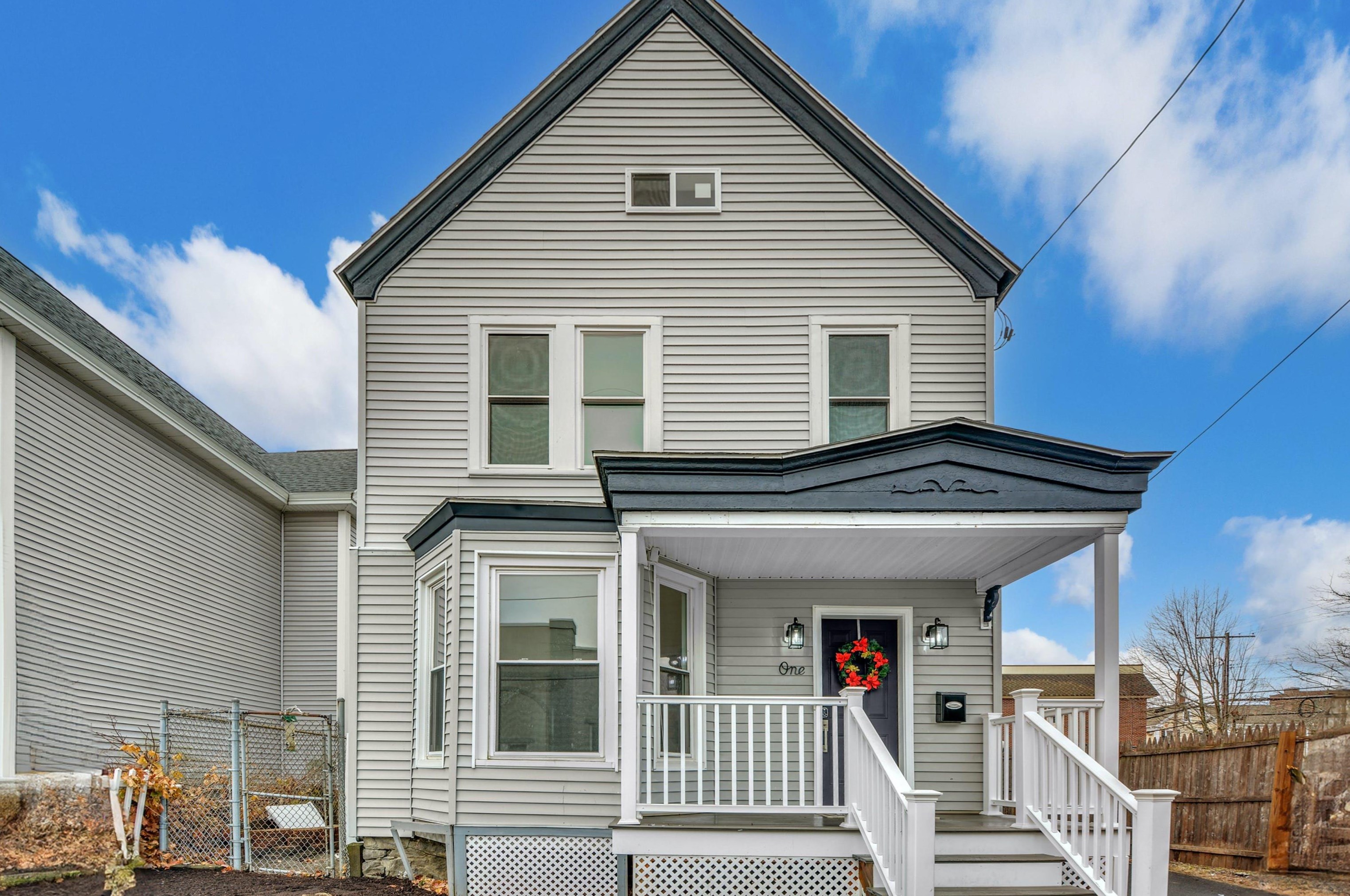 1 Quincy St, Nashua, NH 03060