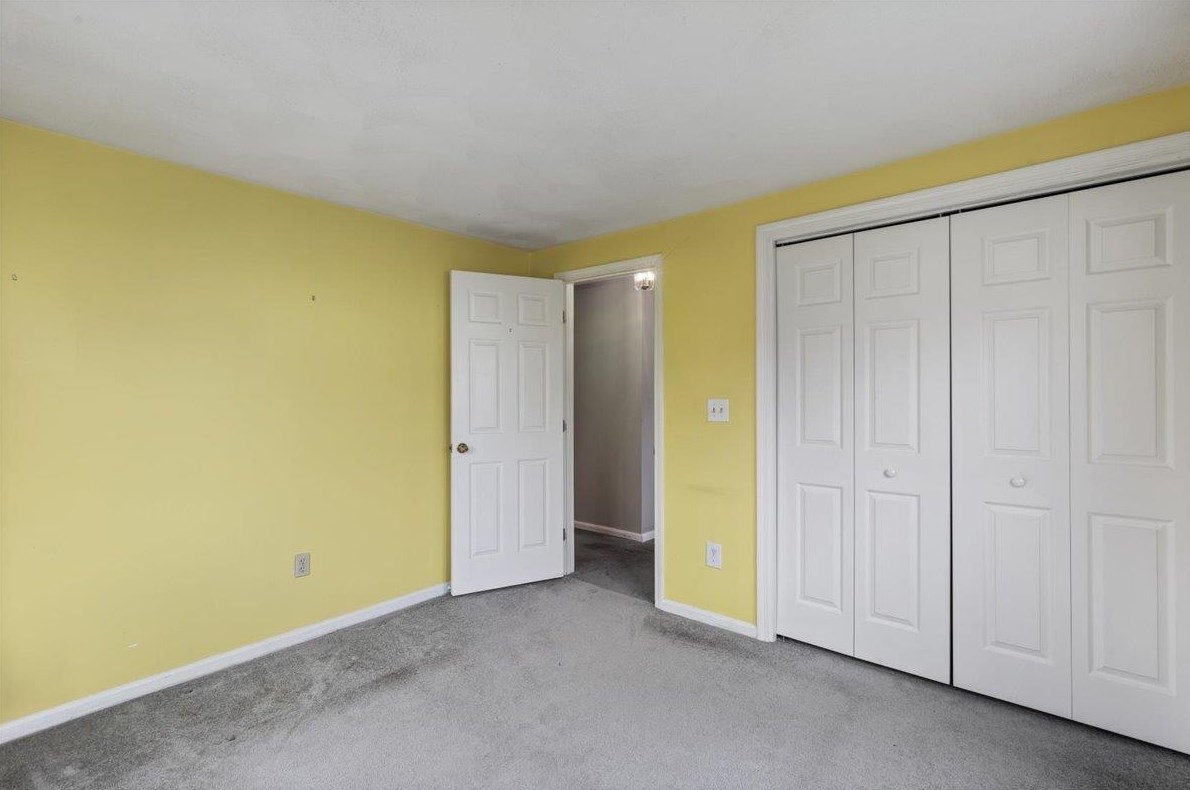 9 Jefferey Ln, Haverhill MA 01832-3154 exterior